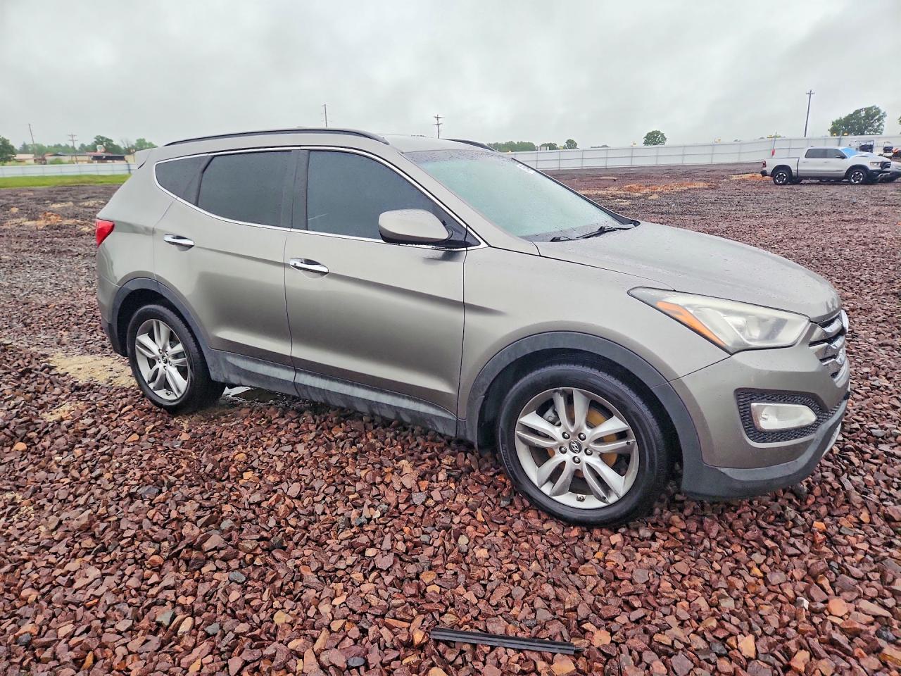 2013 Hyundai Santa Fe Sport 2.0t Gray vin: 5XYZU3LA4DG045279