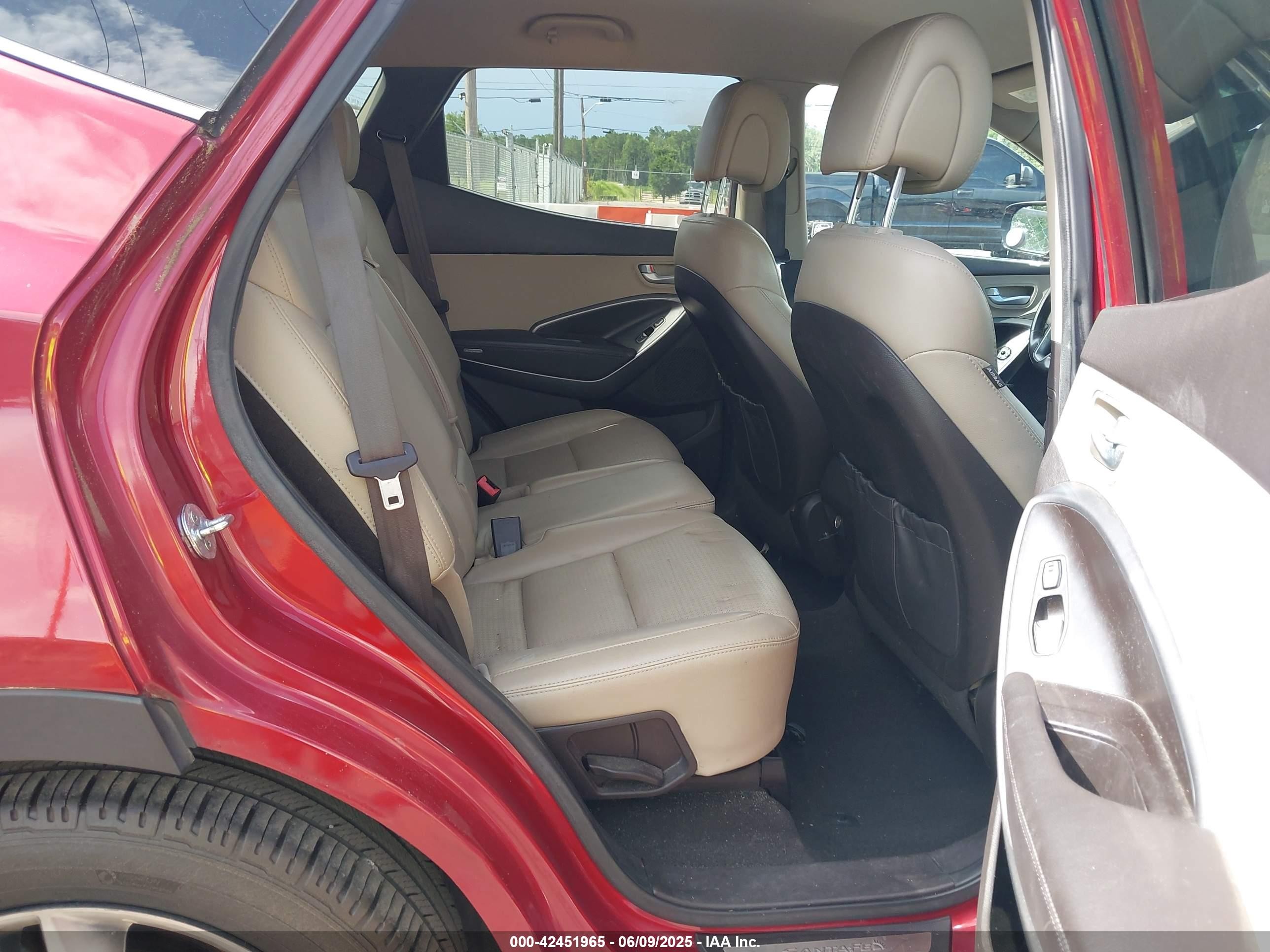 2013 Hyundai Santa Fe Sport 2.0t Red vin: 5XYZU3LA4DG054595