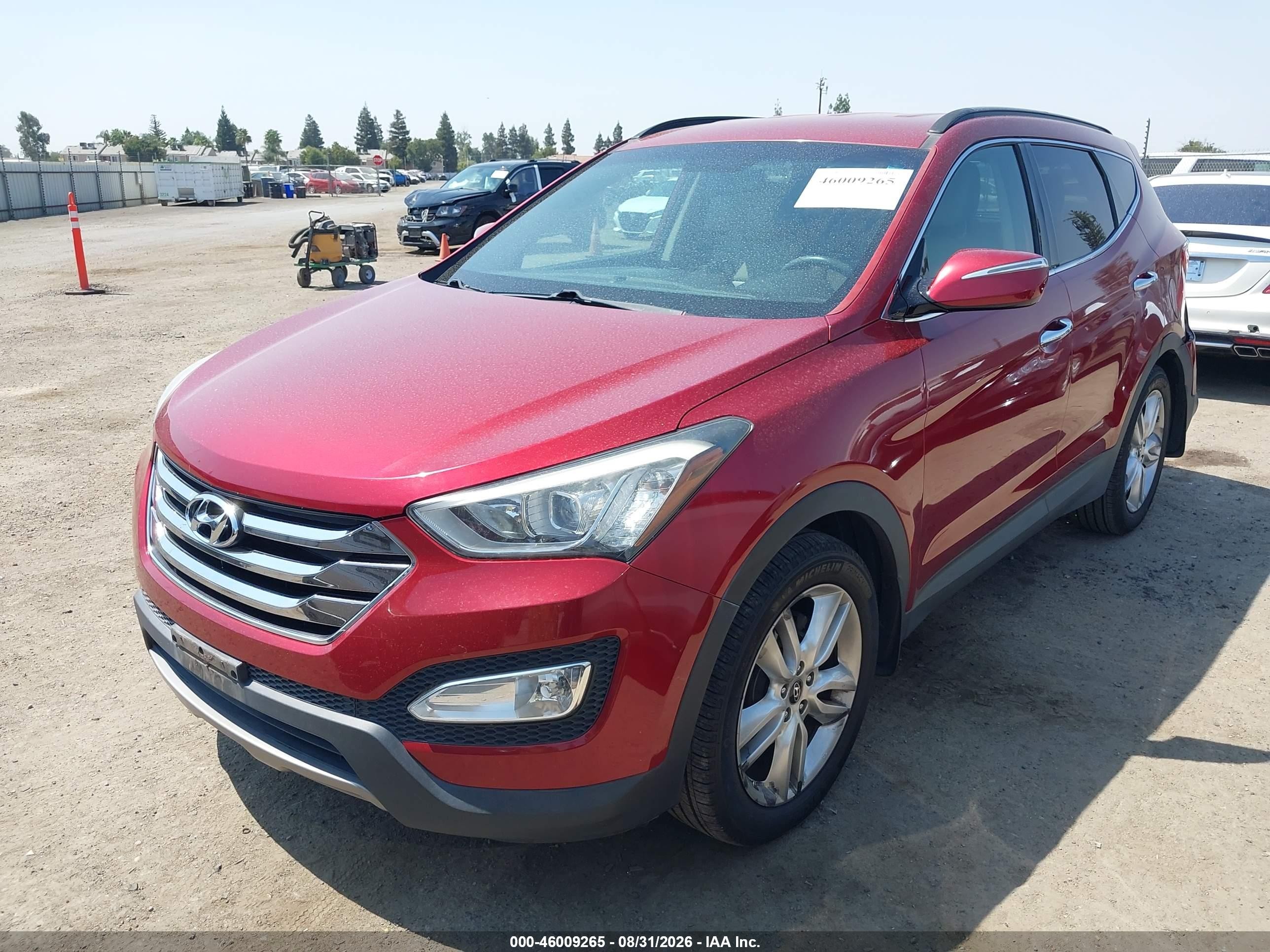 2013 Hyundai Santa Fe Sport 2.0t Red vin: 5XYZU3LA4DG066679
