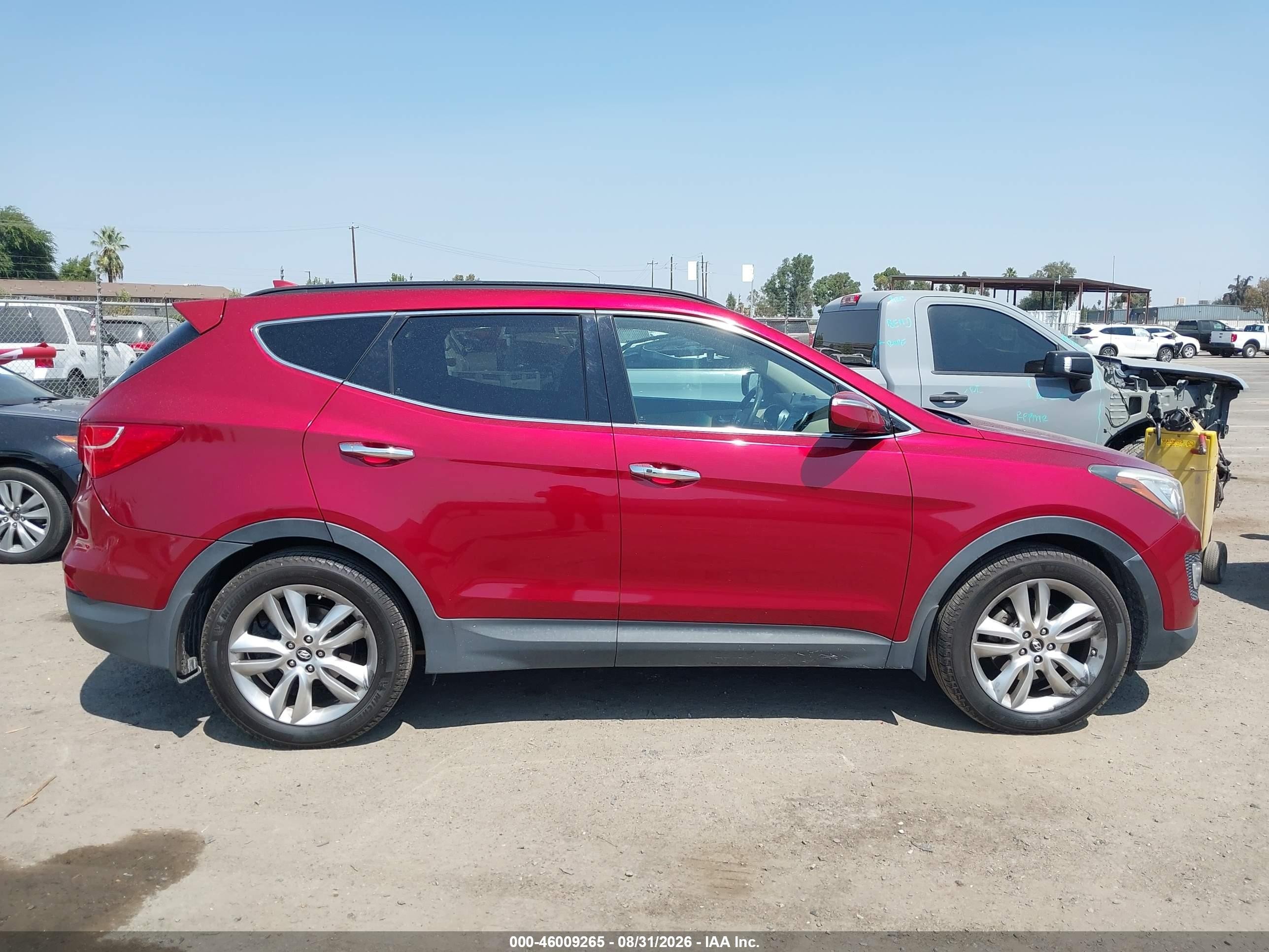 2013 Hyundai Santa Fe Sport 2.0t Red vin: 5XYZU3LA4DG066679