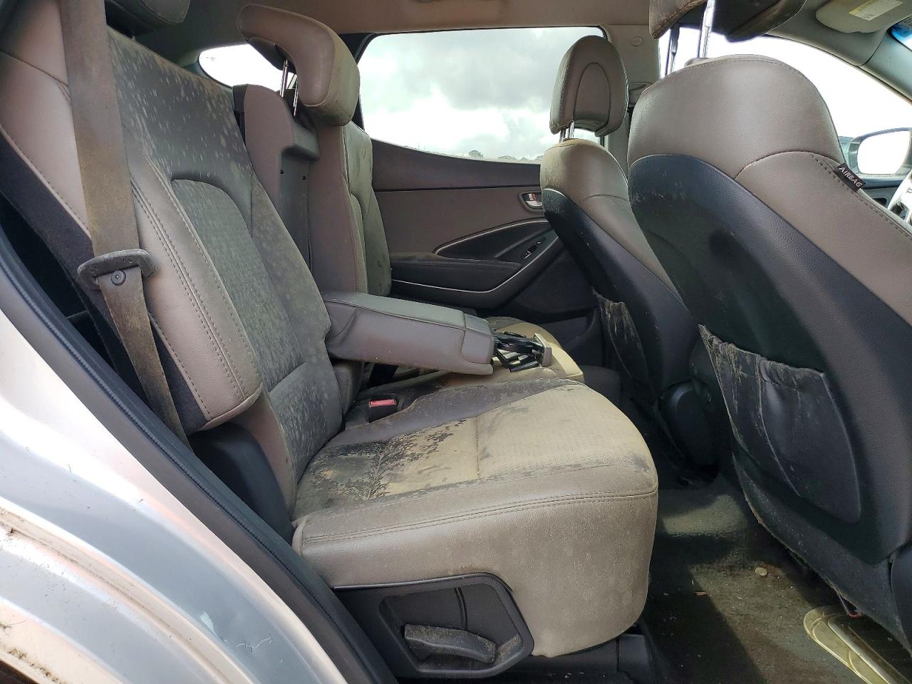 2013 Hyundai Santa Fe Sport 2.0t Silver vin: 5XYZU3LA4DG070179