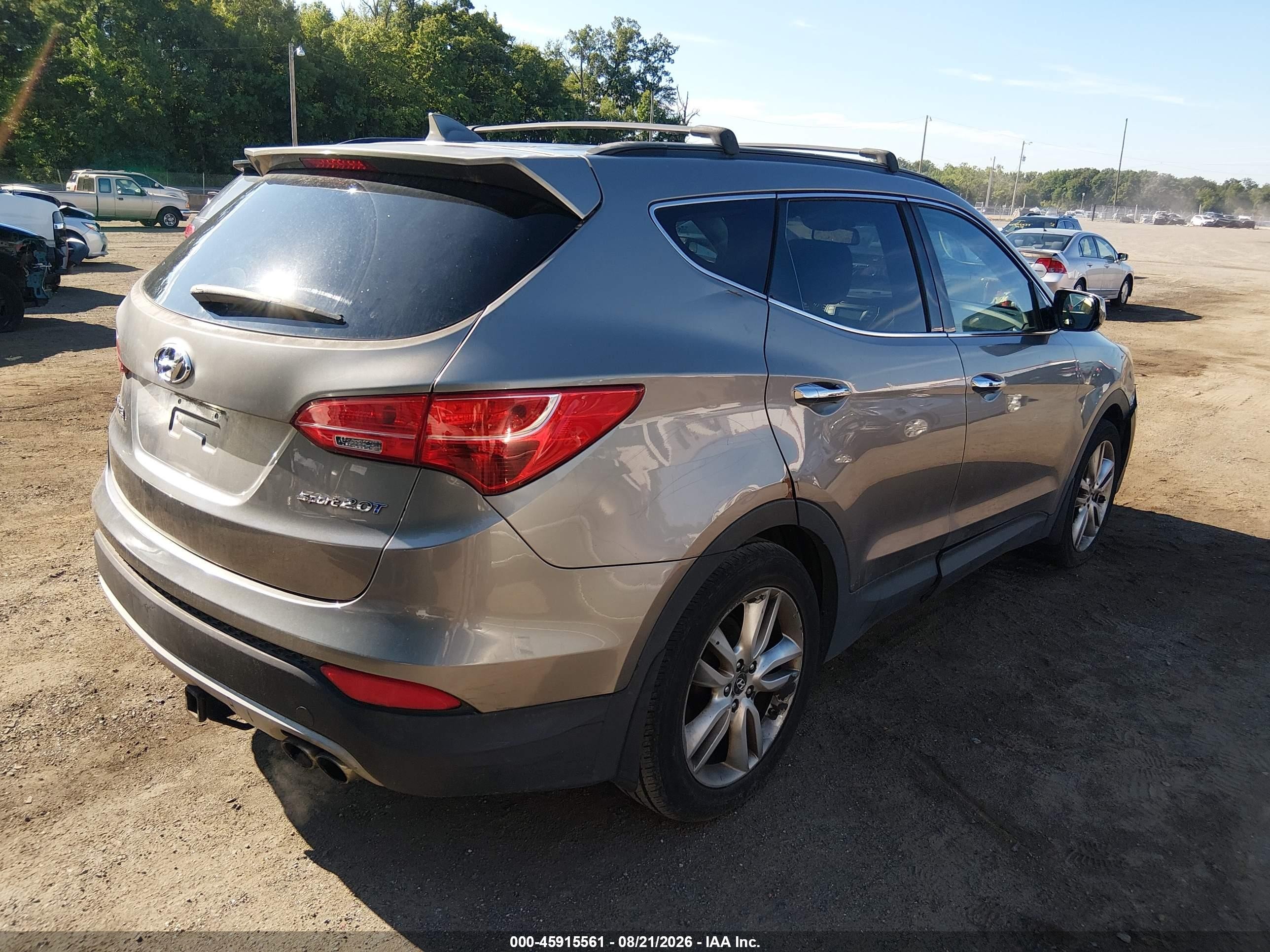 2013 Hyundai Santa Fe Sport 2.0t Silver vin: 5XYZU3LA4DG082204