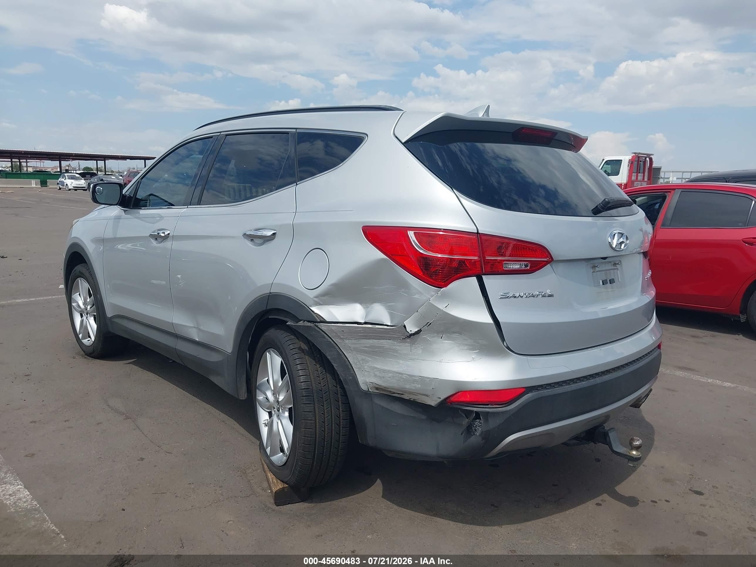 2013 Hyundai Santa Fe Sport 2.0t Silver vin: 5XYZU3LA4DG103777