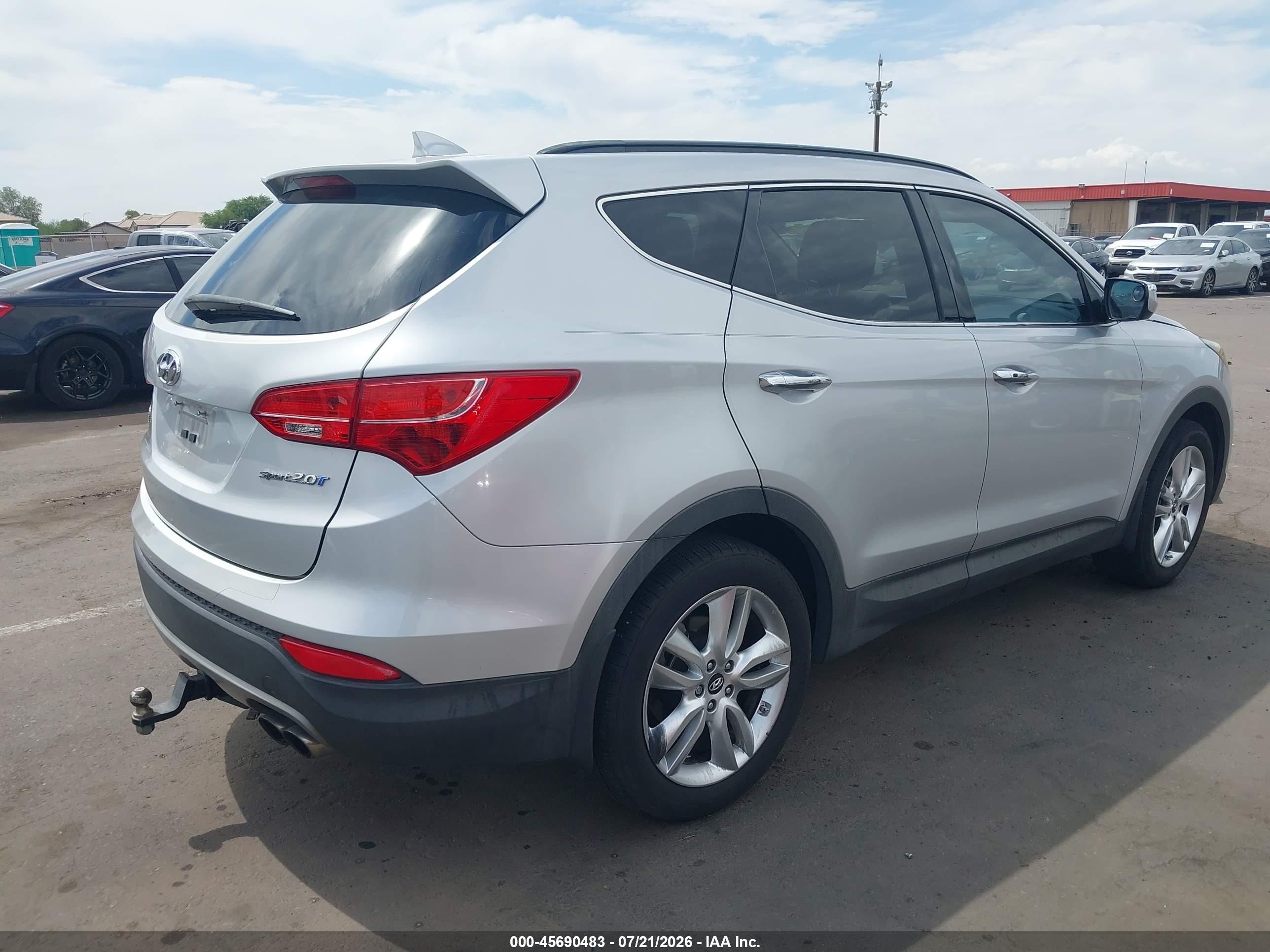 2013 Hyundai Santa Fe Sport 2.0t Silver vin: 5XYZU3LA4DG103777