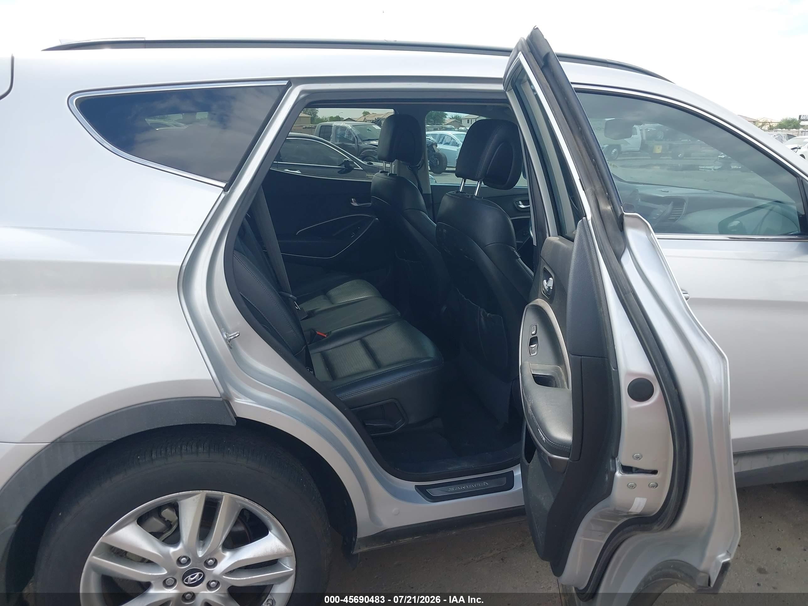 2013 Hyundai Santa Fe Sport 2.0t Silver vin: 5XYZU3LA4DG103777