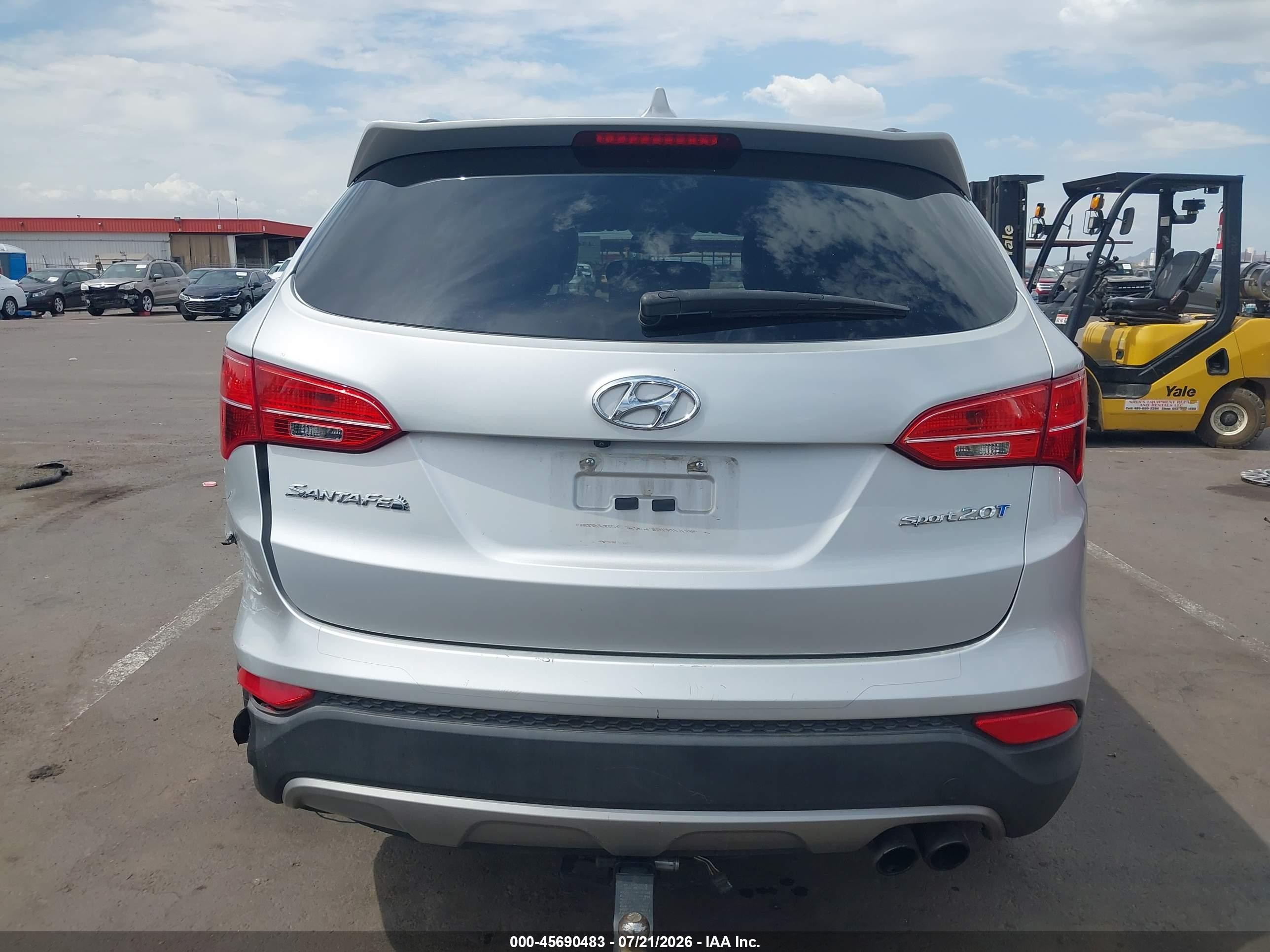 2013 Hyundai Santa Fe Sport 2.0t Silver vin: 5XYZU3LA4DG103777