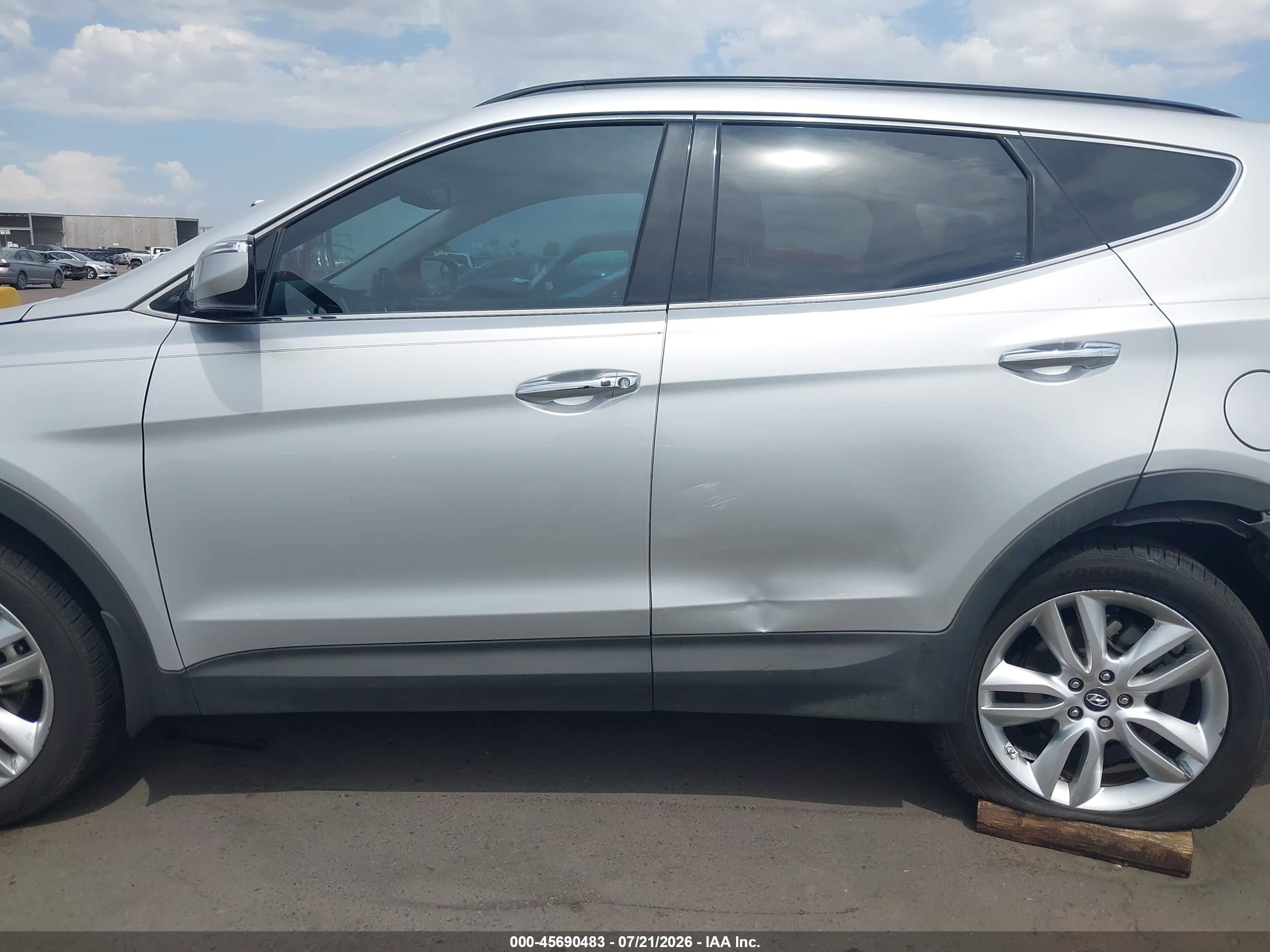 2013 Hyundai Santa Fe Sport 2.0t Silver vin: 5XYZU3LA4DG103777