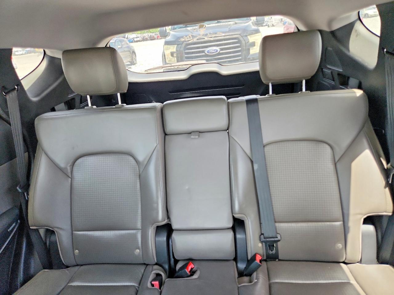 2014 Hyundai Santa Fe Sport 2.0t Silver vin: 5XYZU3LA4EG159946