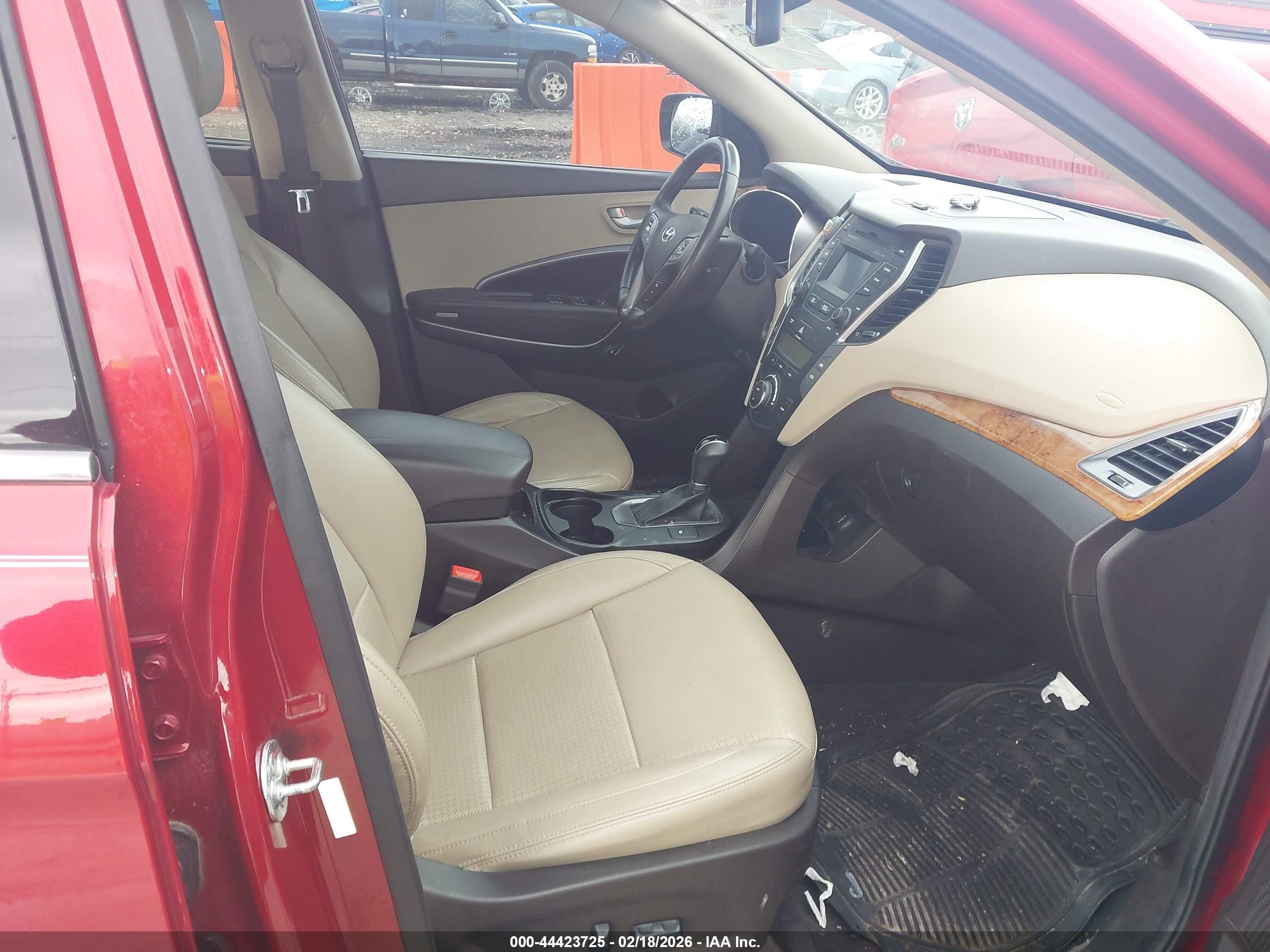 2014 Hyundai Santa Fe Sport 2.0l Turbo Красный vin: 5XYZU3LA4EG179873
