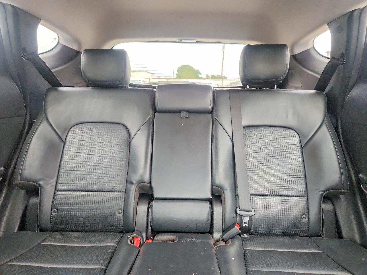 2015 Hyundai Santa Fe Sport 2.0t Черный vin: 5XYZU3LA4FG284544
