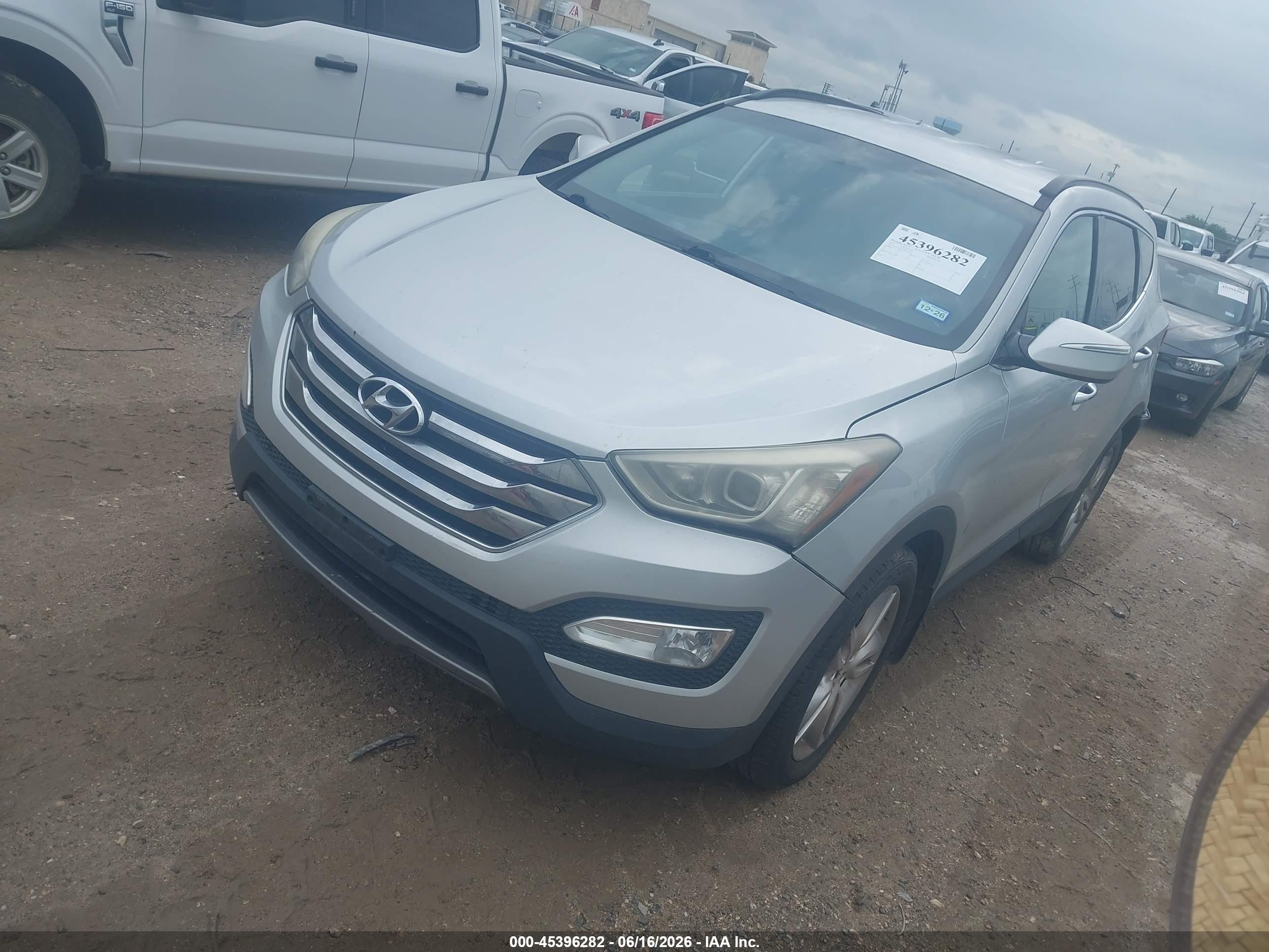 2013 Hyundai Santa Fe Sport 2.0t Серебряный vin: 5XYZU3LA5DG027776