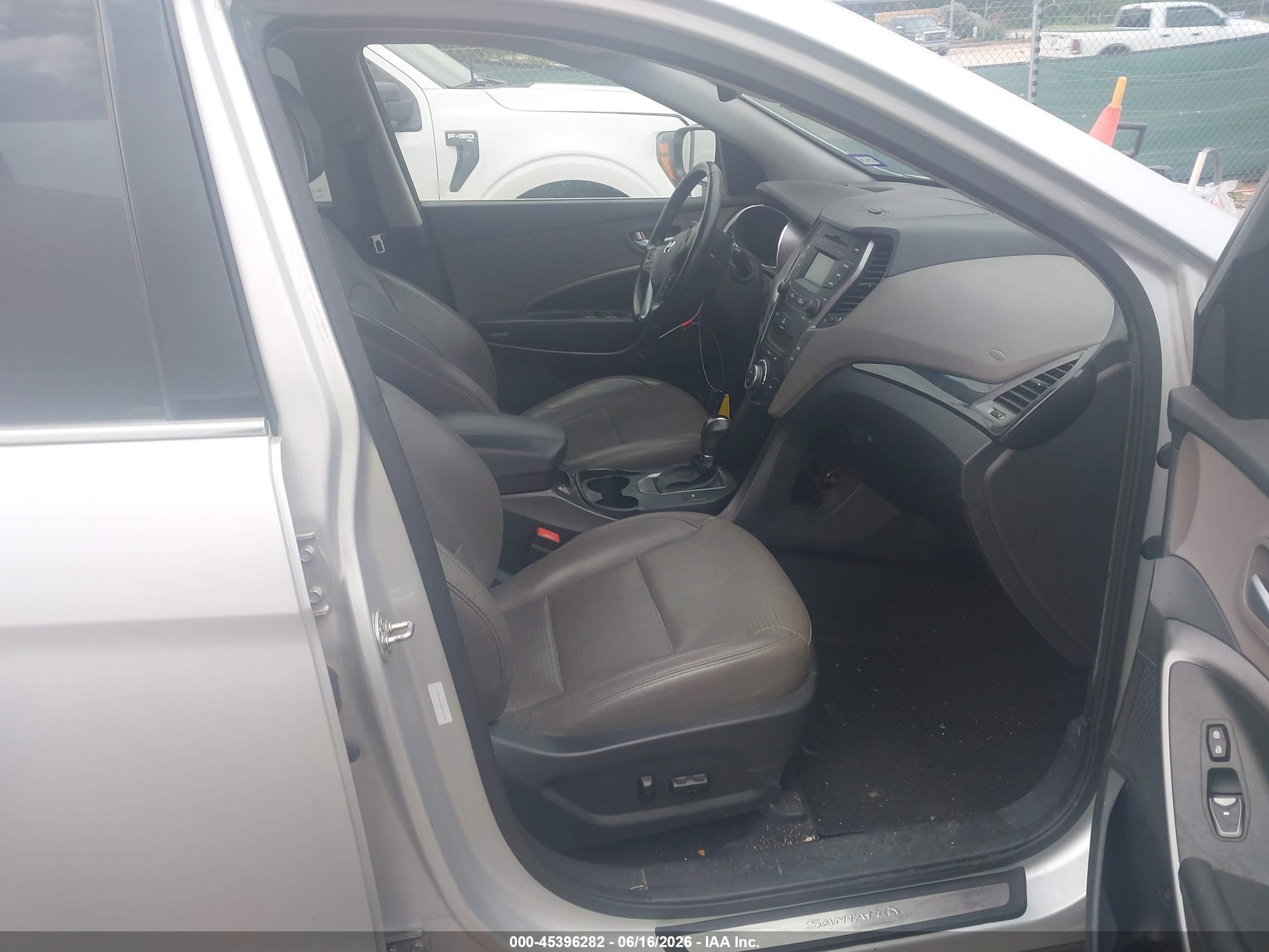 2013 Hyundai Santa Fe Sport 2.0t Серебряный vin: 5XYZU3LA5DG027776