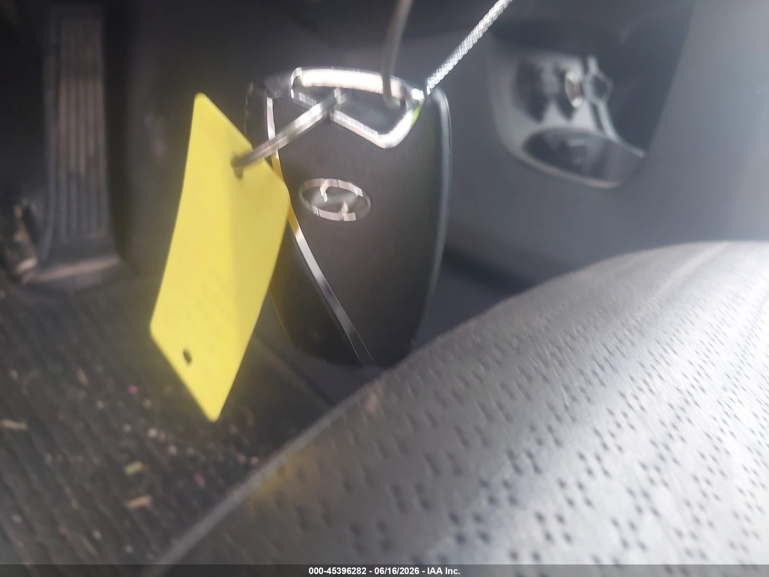 2013 Hyundai Santa Fe Sport 2.0t Серебряный vin: 5XYZU3LA5DG027776