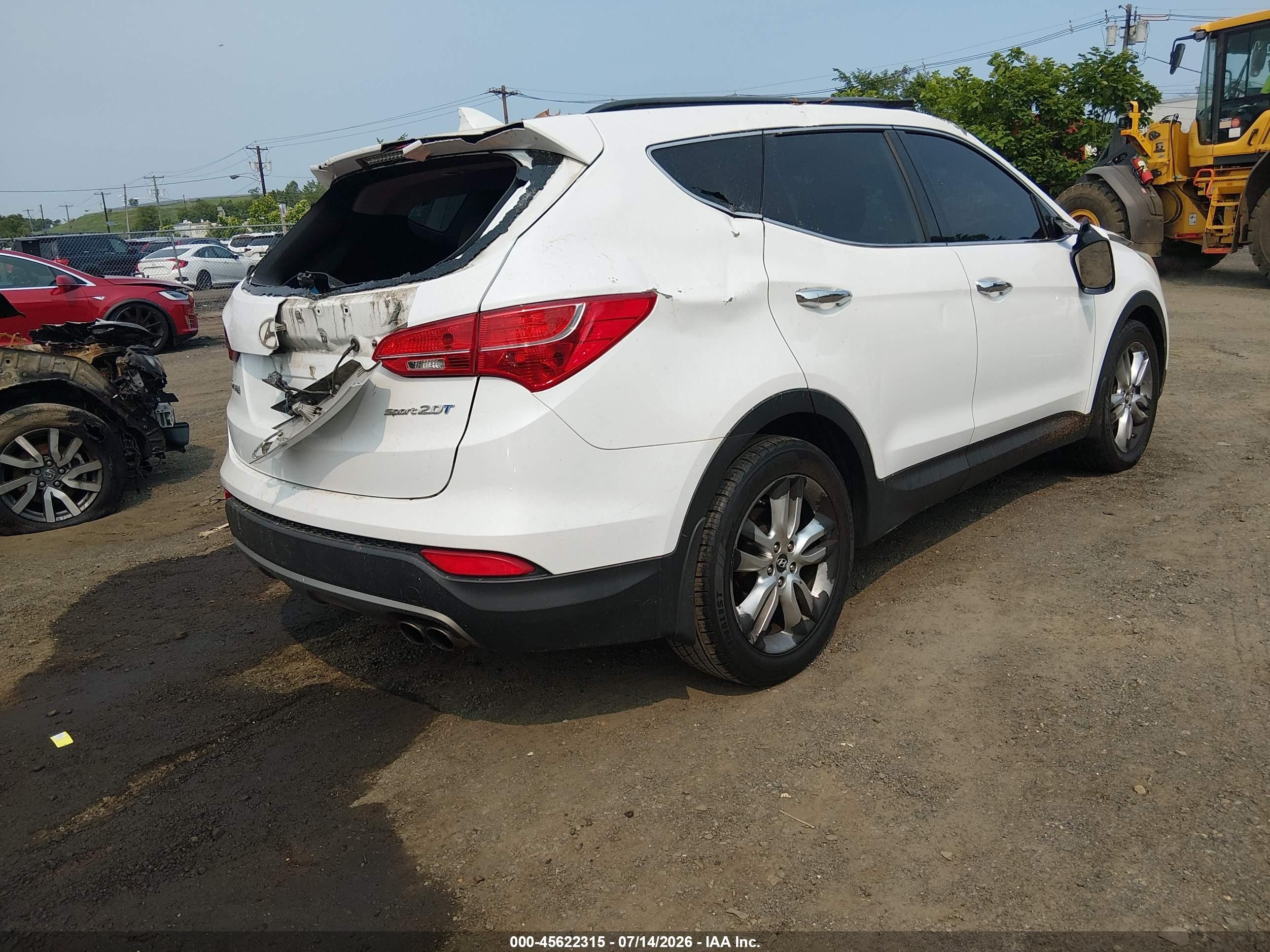 2013 Hyundai Santa Fe Sport 2.0t White vin: 5XYZU3LA5DG067422