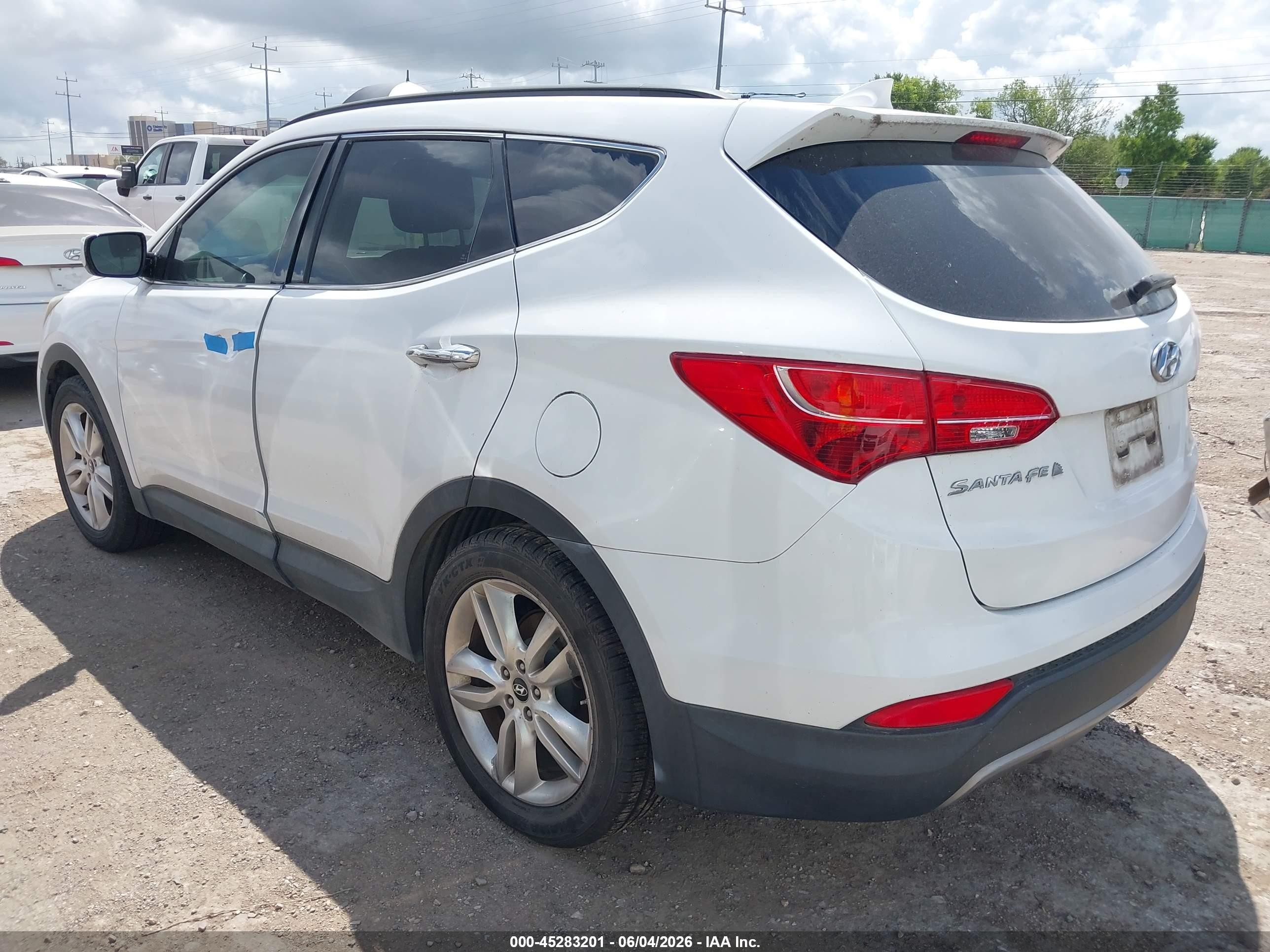 2013 Hyundai Santa Fe Sport 2.0t White vin: 5XYZU3LA5DG109233