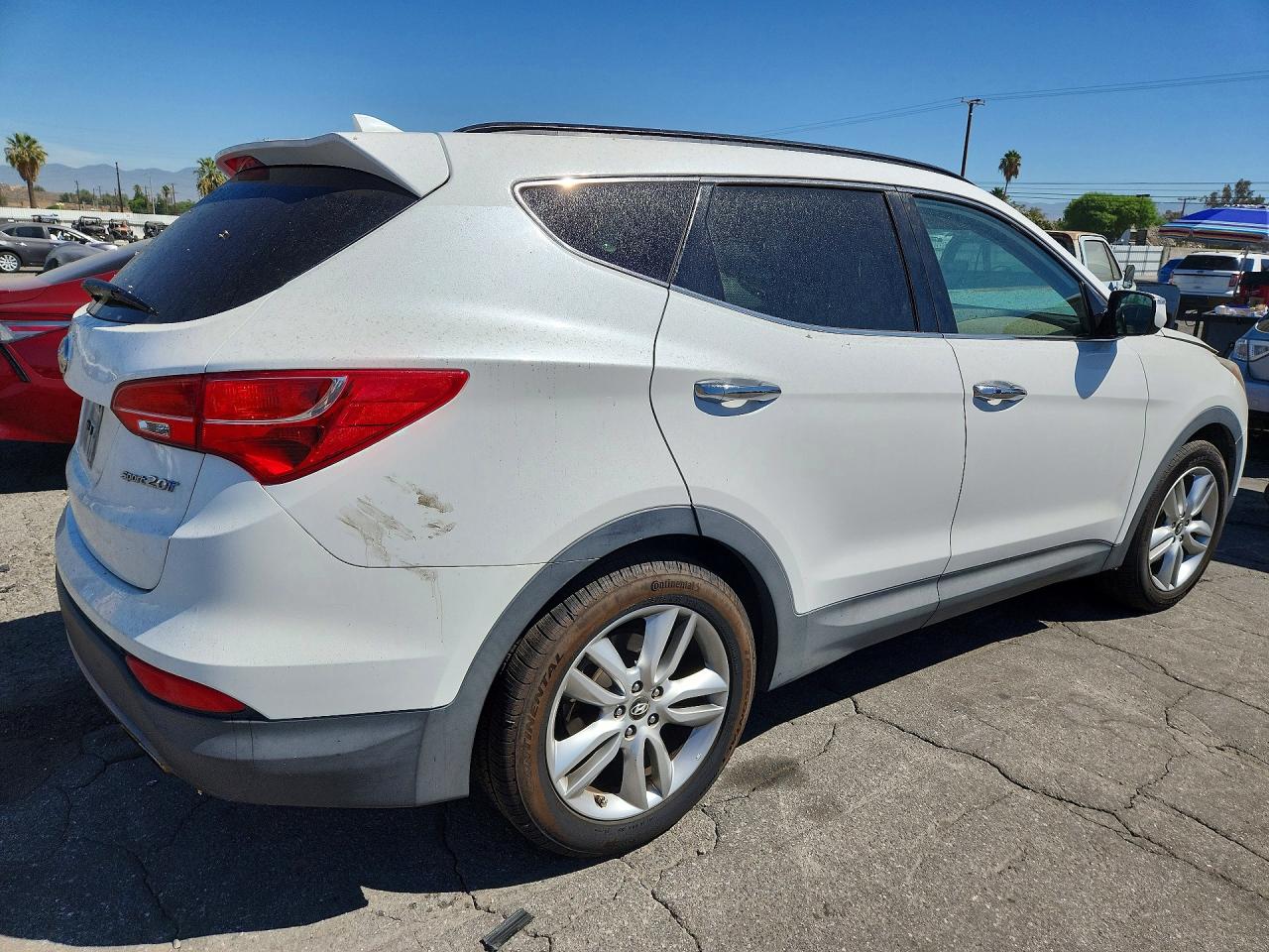 2014 Hyundai Santa Fe Sport 2.0t White vin: 5XYZU3LA5EG229504