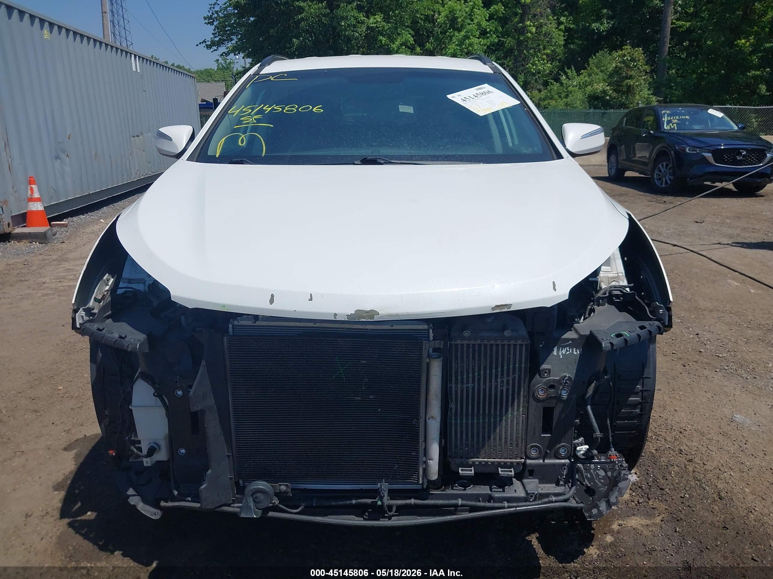 2015 Hyundai Santa Fe Sport 2.0l Turbo White vin: 5XYZU3LA5FG270510