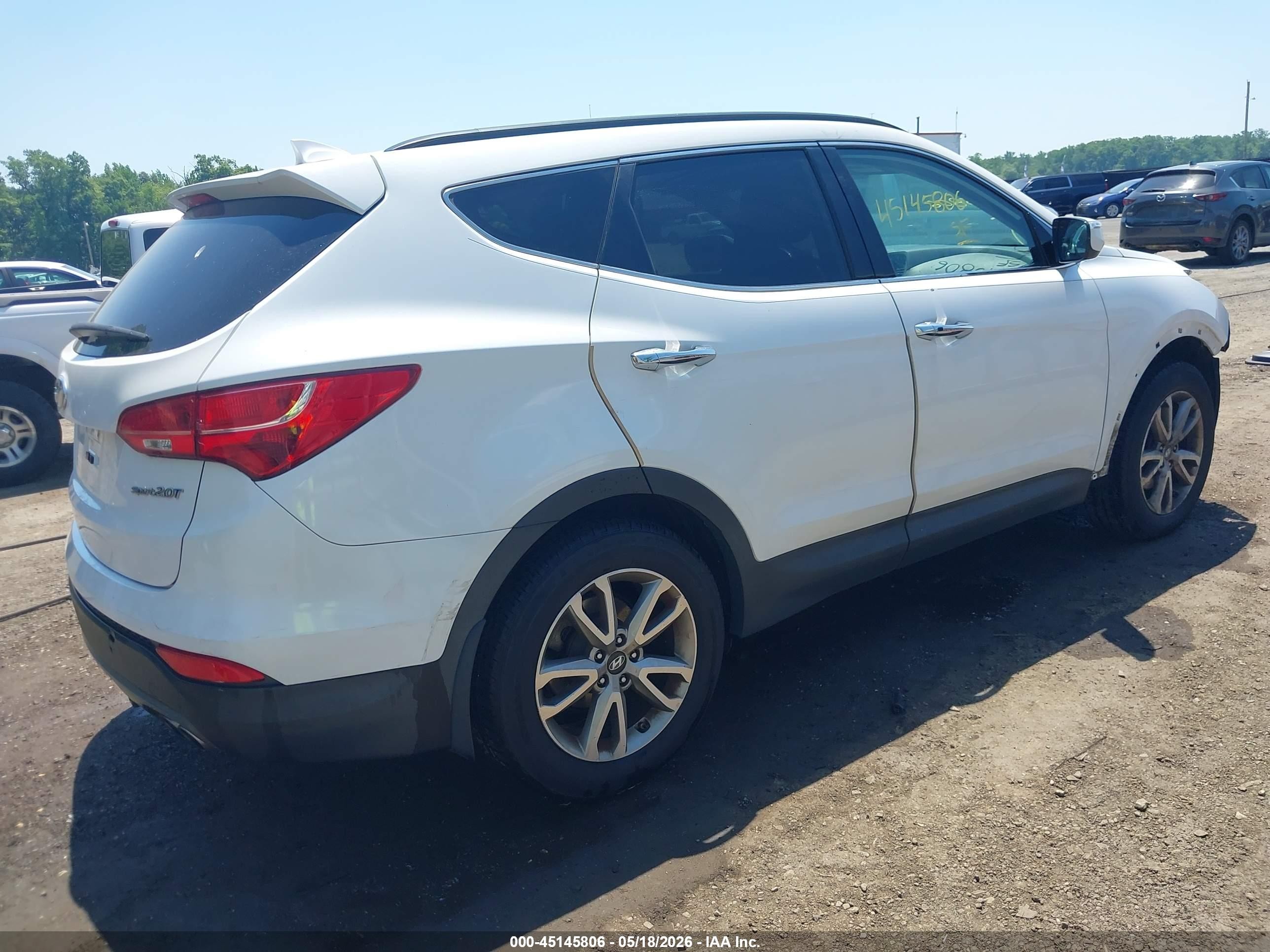 2015 Hyundai Santa Fe Sport 2.0l Turbo White vin: 5XYZU3LA5FG270510