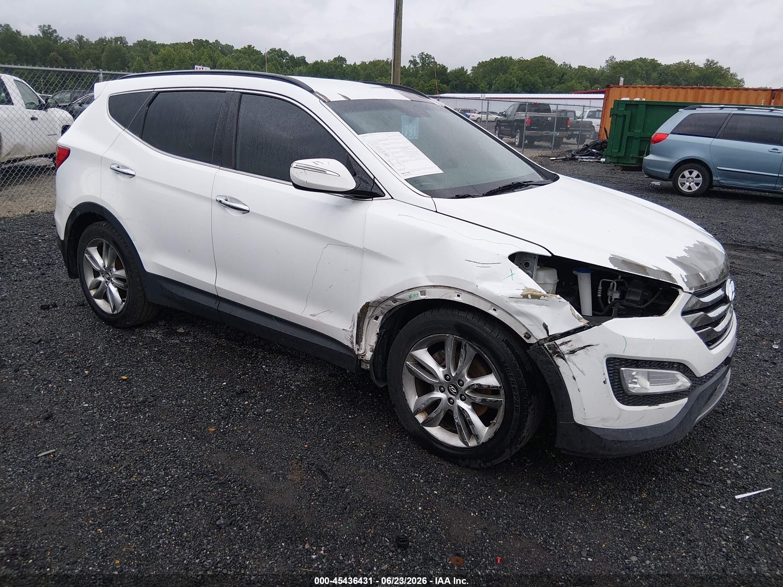 2013 Hyundai Santa Fe Sport 2.0t White vin: 5XYZU3LA6DG026622