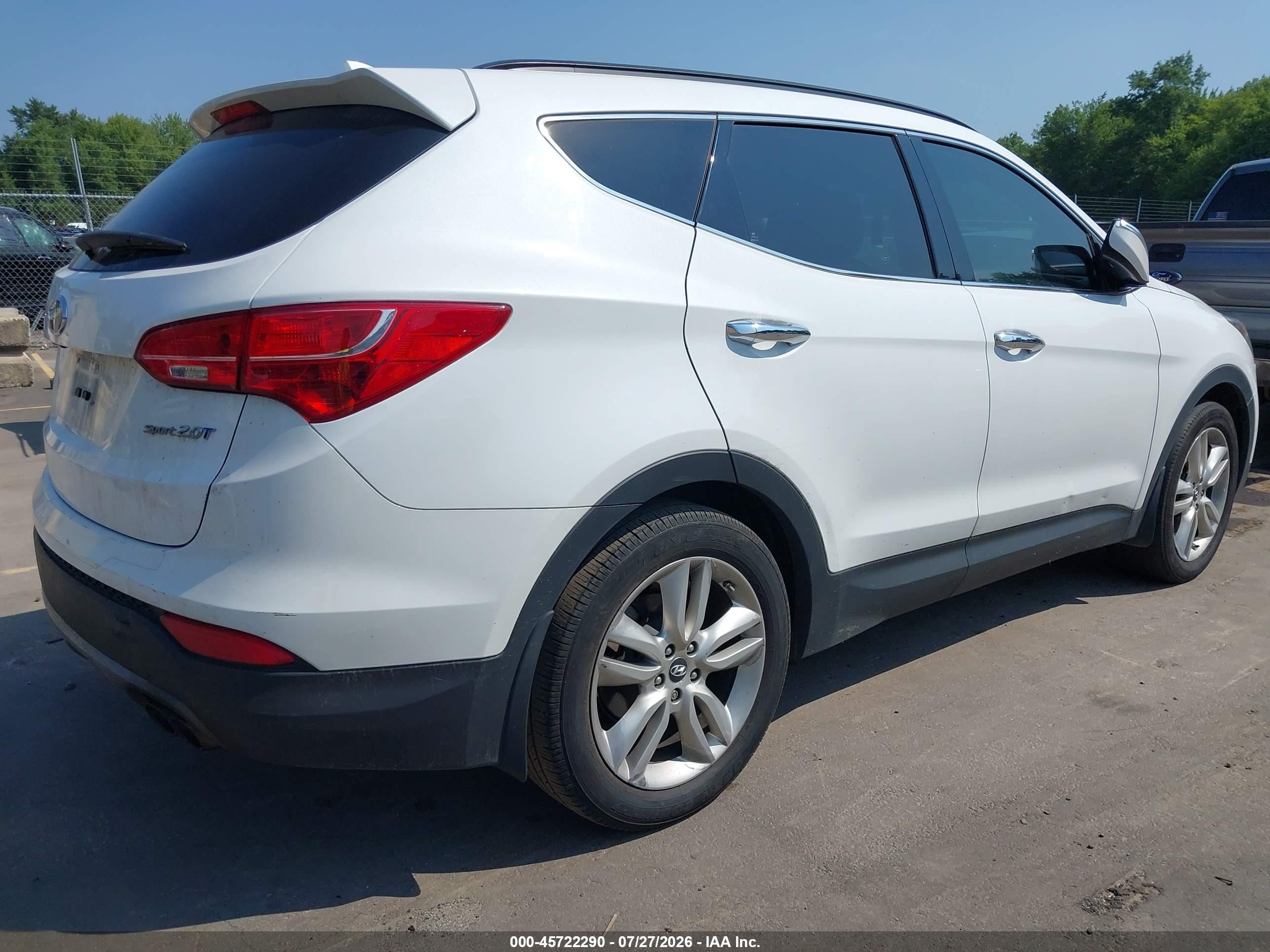 2013 Hyundai Santa Fe Sport 2.0t White vin: 5XYZU3LA6DG117258