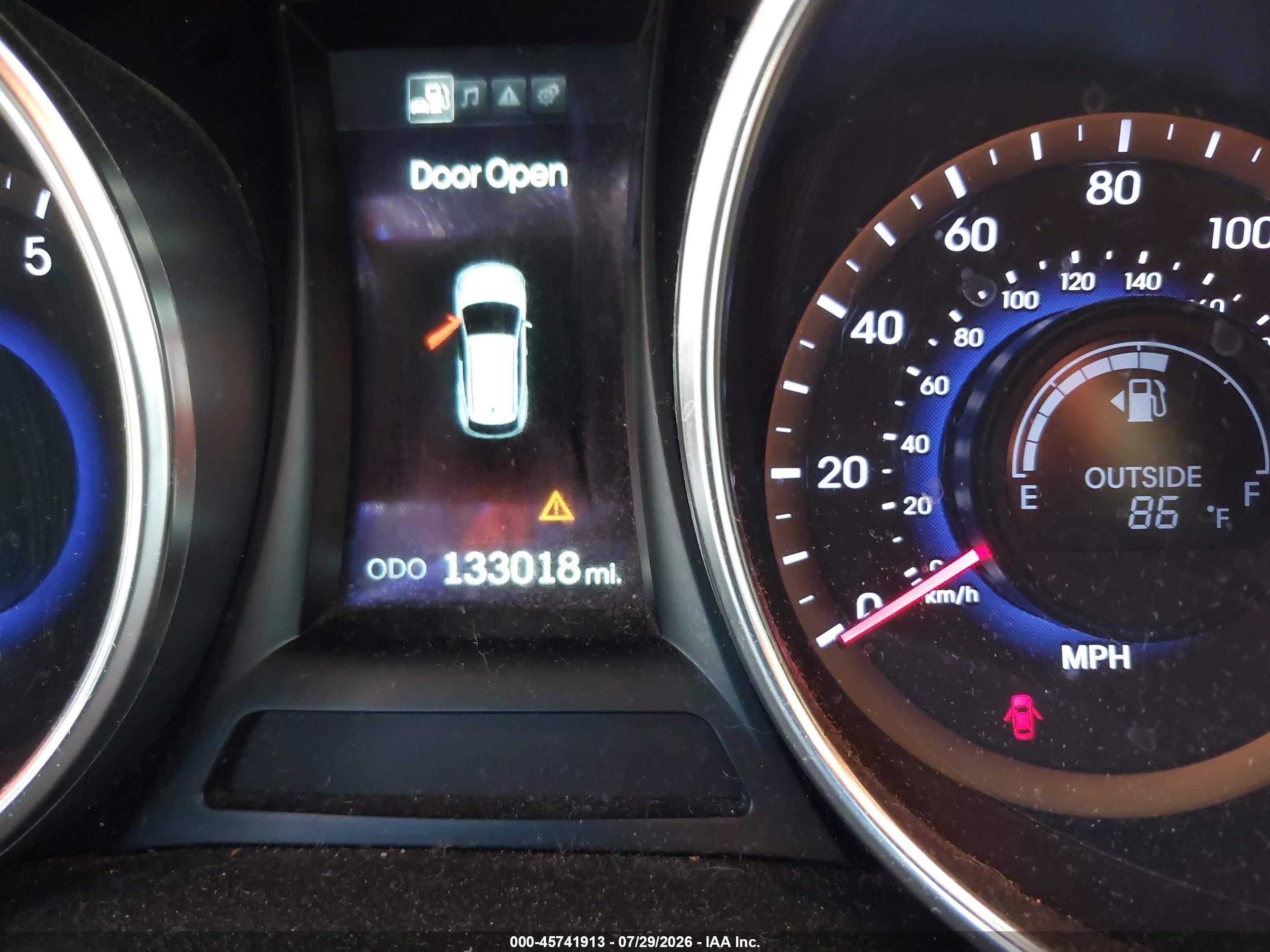 2013 Hyundai Santa Fe Sport 2.0t White vin: 5XYZU3LA7DG070774