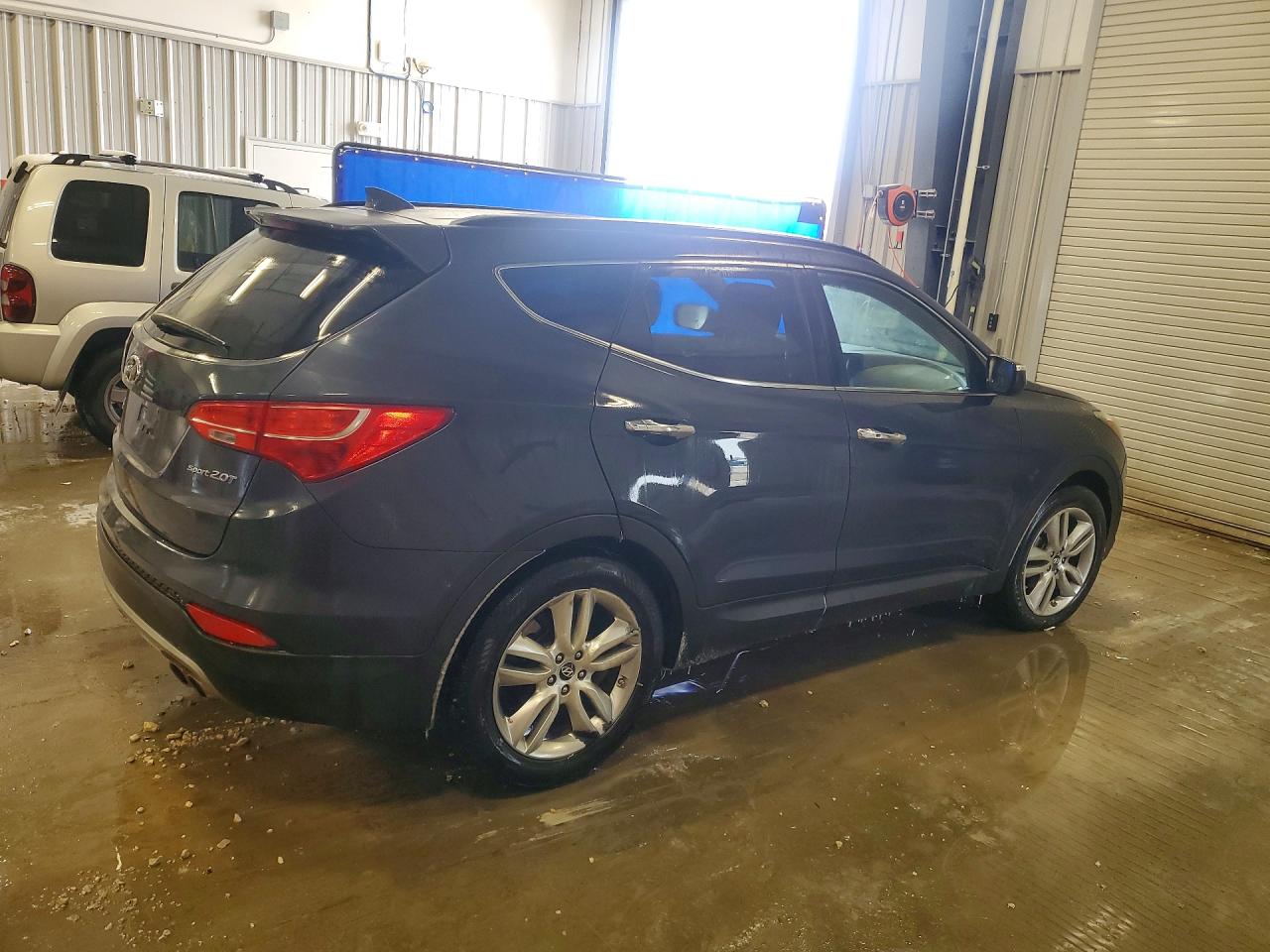 2013 Hyundai Santa Fe Sport 2.0t Угольный vin: 5XYZU3LA7DG078910