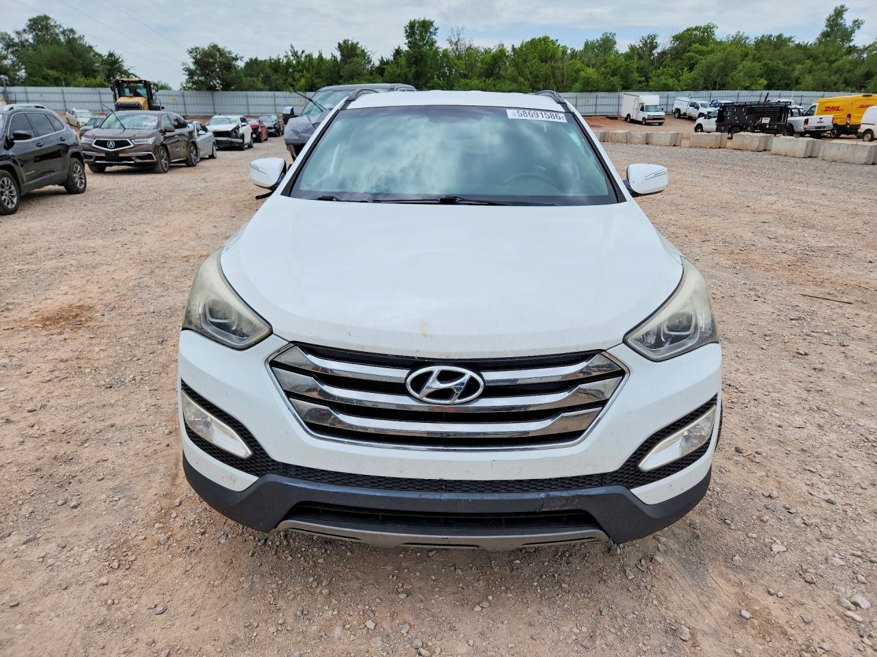 2014 Hyundai Santa Fe Sport White vin: 5XYZU3LA7EG188406