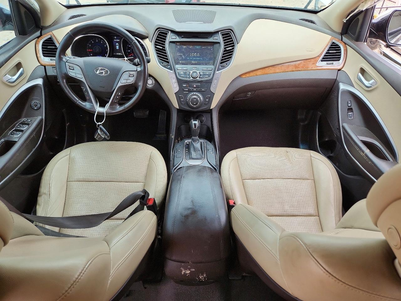 2014 Hyundai Santa Fe Sport White vin: 5XYZU3LA7EG188406