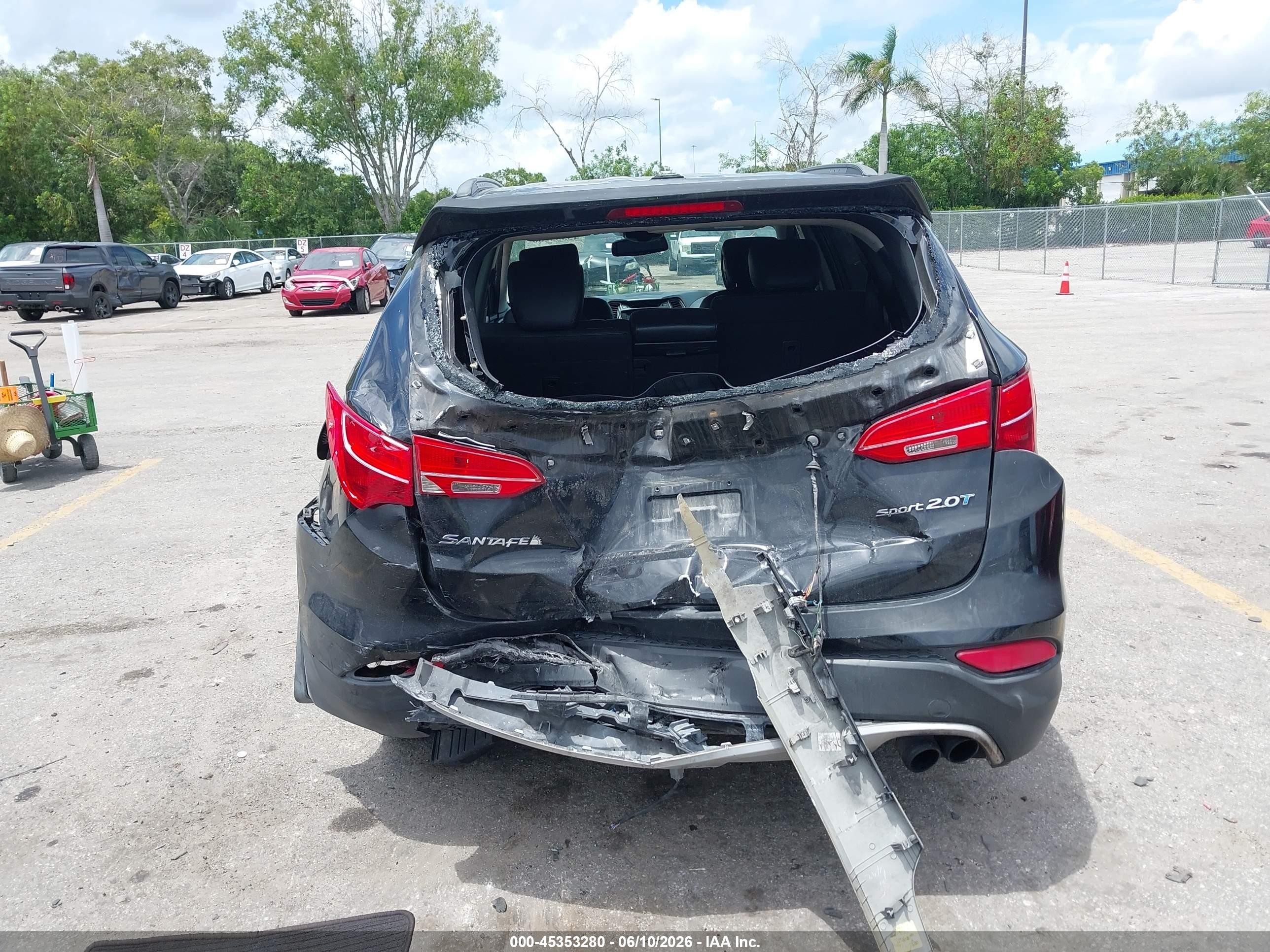 2014 Hyundai Santa Fe Sport 2.0l Turbo Black vin: 5XYZU3LA7EG191676
