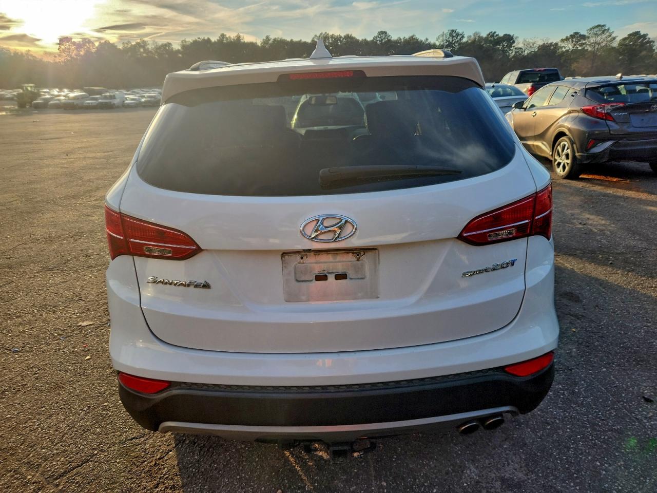 2015 Hyundai Santa Fe Sport White vin: 5XYZU3LA7FG267298