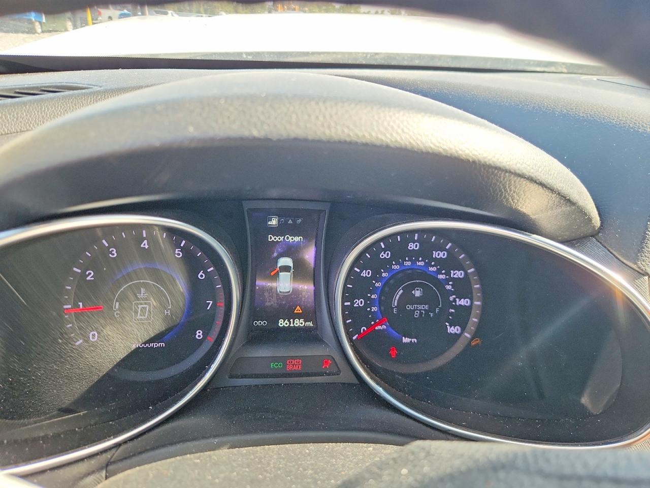 2015 Hyundai Santa Fe Sport 2.0t White vin: 5XYZU3LA7FG268189