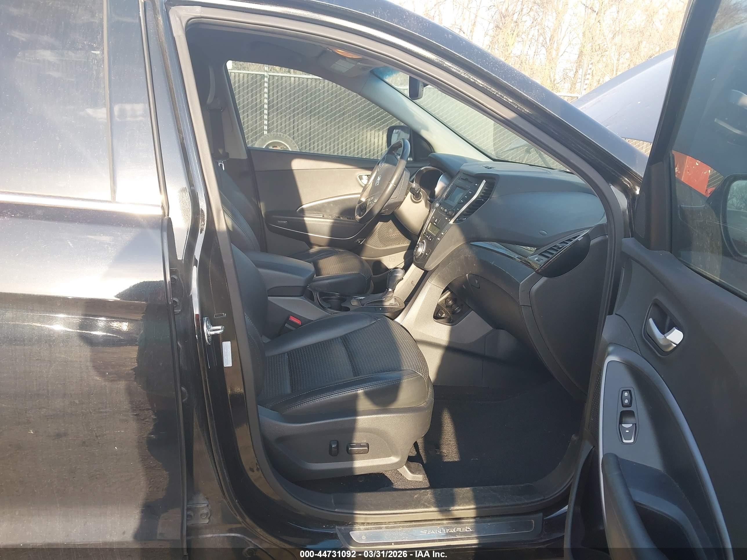 2013 Hyundai Santa Fe Sport 2.0t Black vin: 5XYZU3LA8DG100946