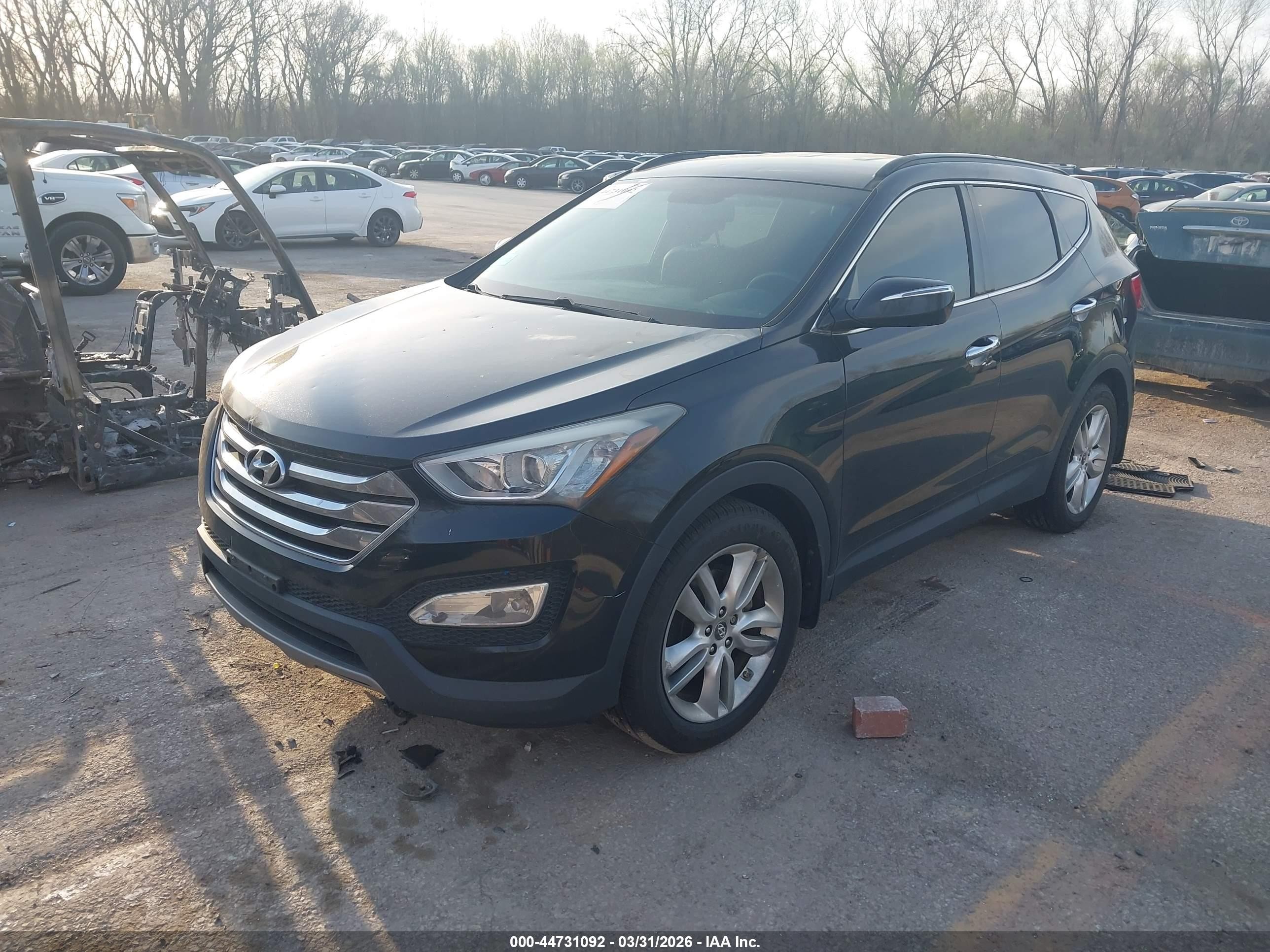 2013 Hyundai Santa Fe Sport 2.0t Black vin: 5XYZU3LA8DG100946