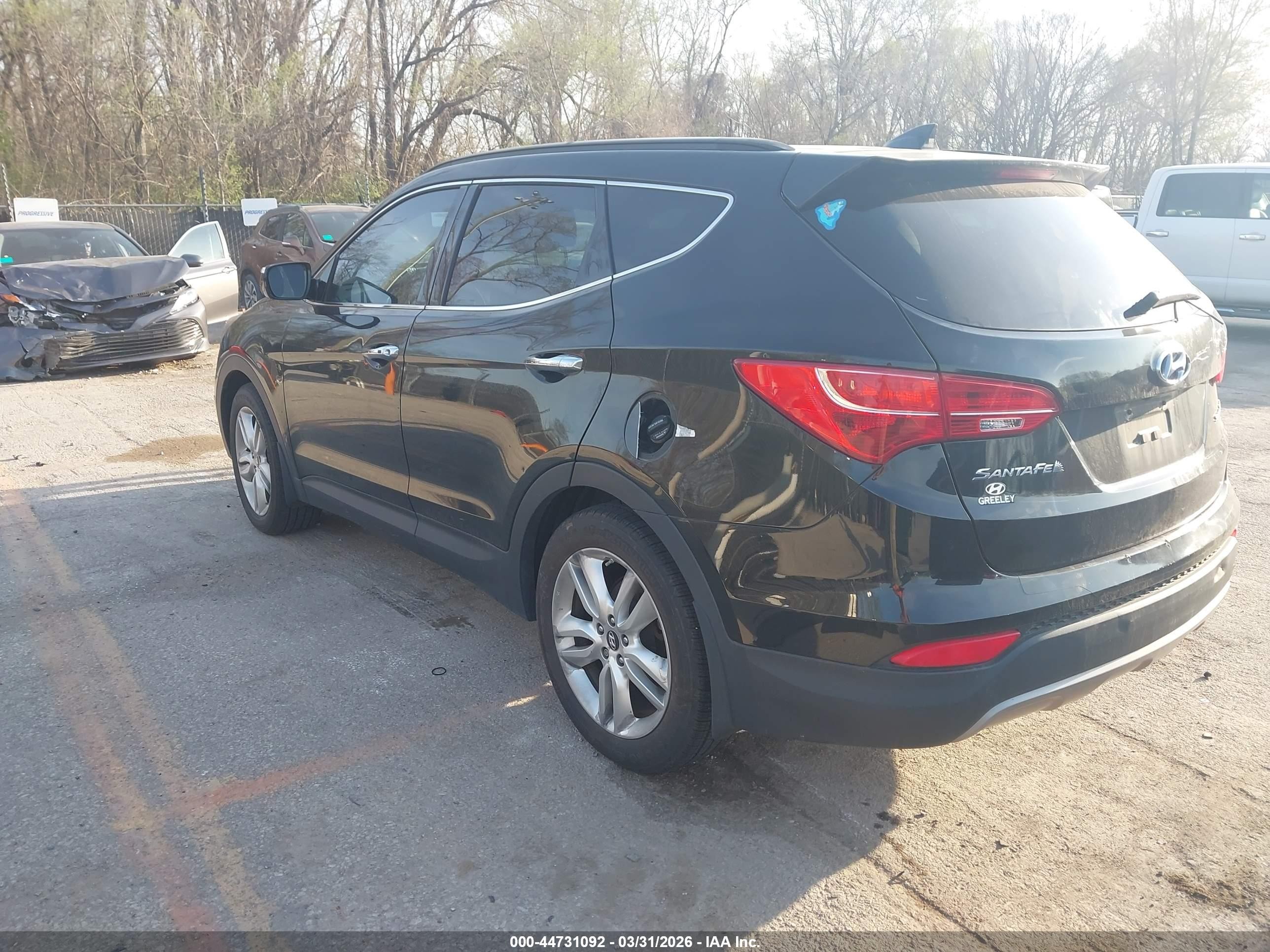 2013 Hyundai Santa Fe Sport 2.0t Black vin: 5XYZU3LA8DG100946