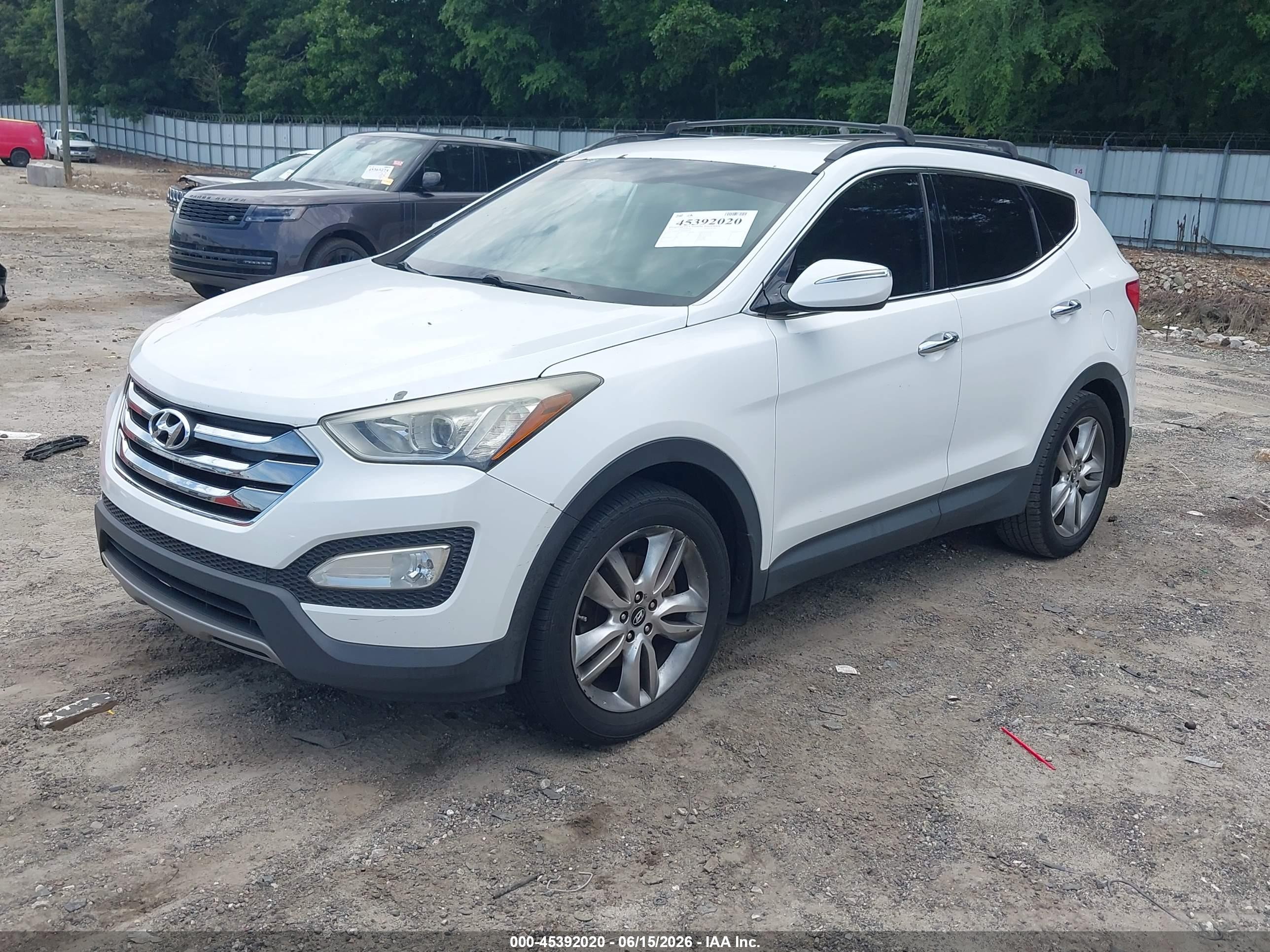 2013 Hyundai Santa Fe Sport 2.0t White vin: 5XYZU3LA8DG109677