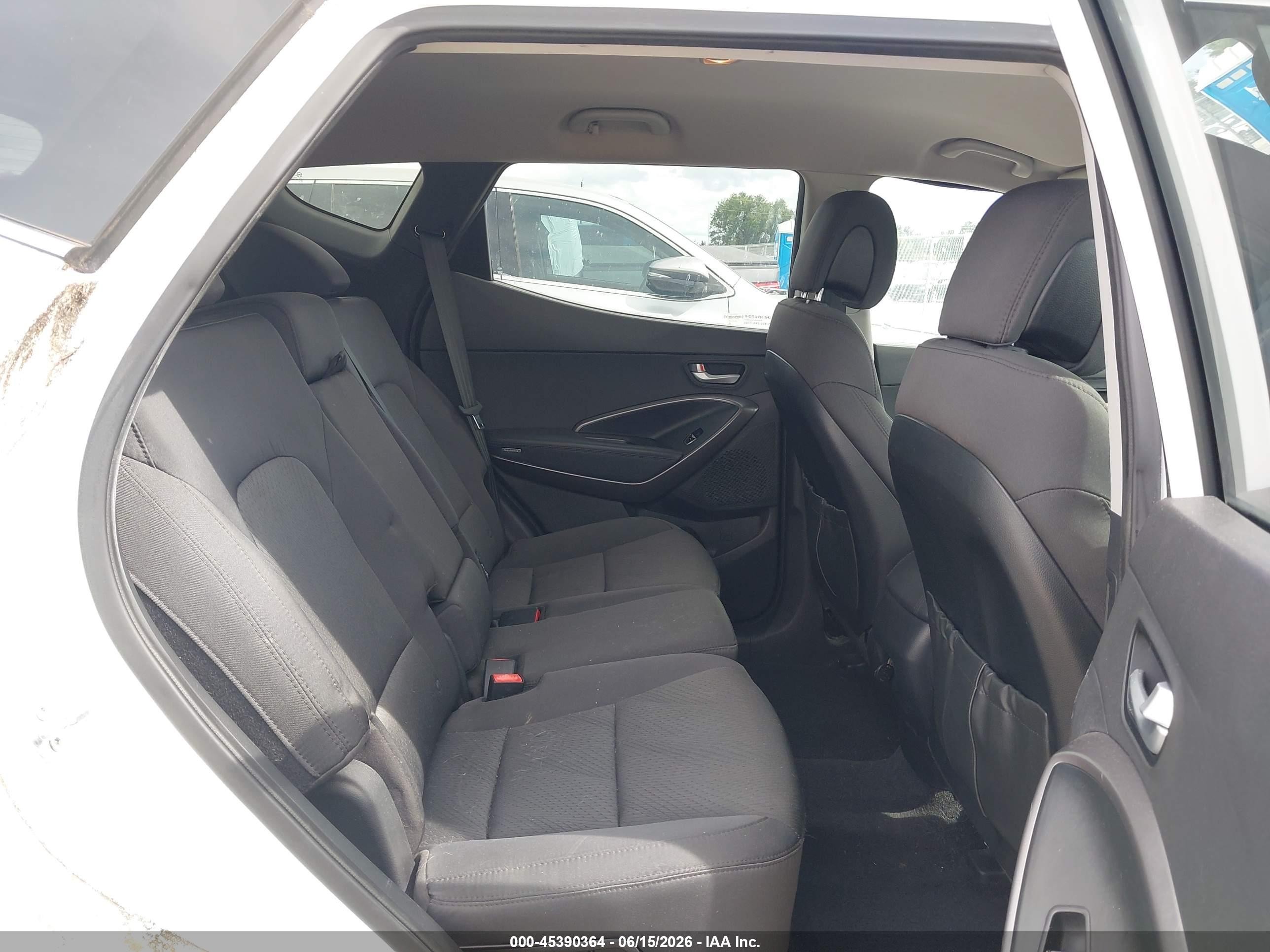 2013 Hyundai Santa Fe Sport 2.0t White vin: 5XYZU3LA9DG036822