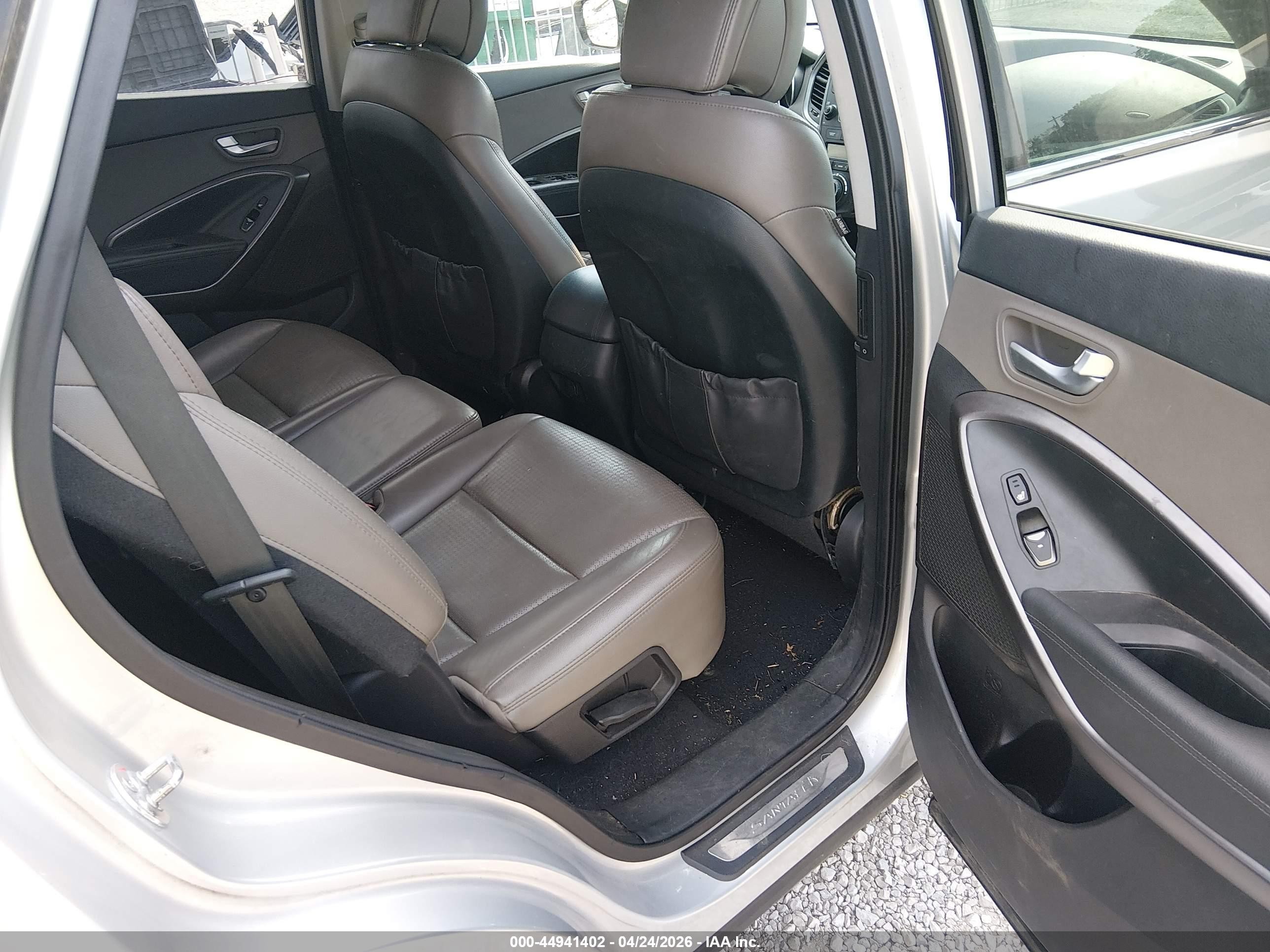 2013 Hyundai Santa Fe Sport 2.0t Silver vin: 5XYZU3LA9DG072817