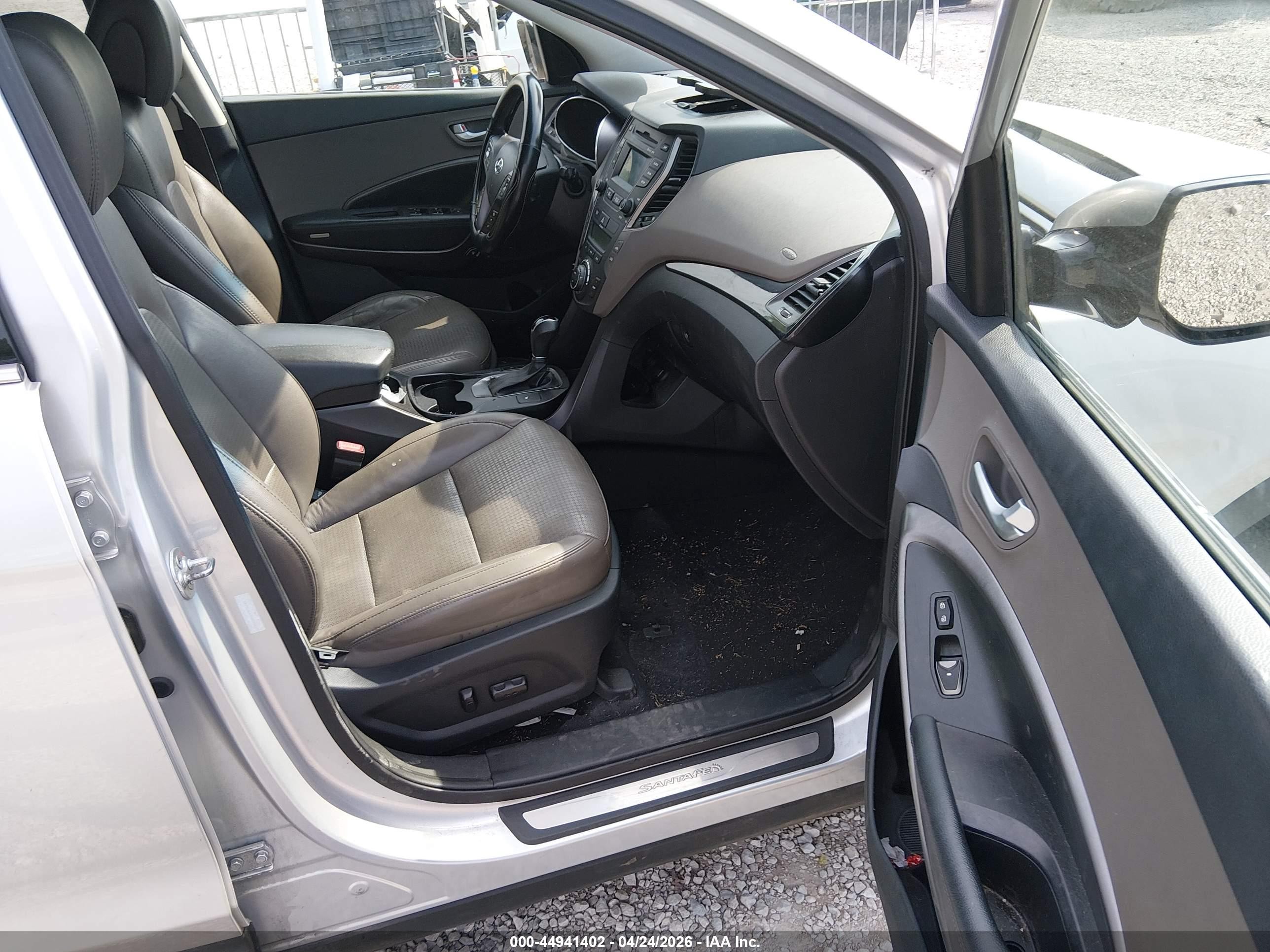 2013 Hyundai Santa Fe Sport 2.0t Silver vin: 5XYZU3LA9DG072817