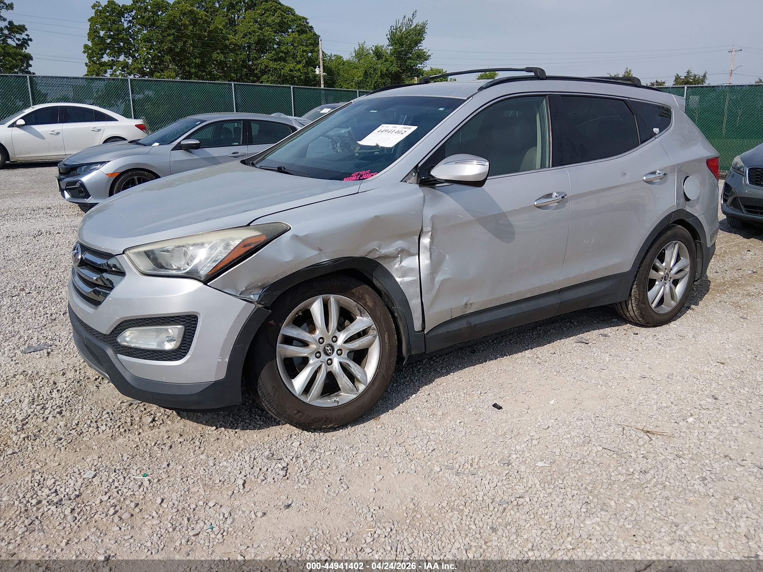 2013 Hyundai Santa Fe Sport 2.0t Silver vin: 5XYZU3LA9DG072817