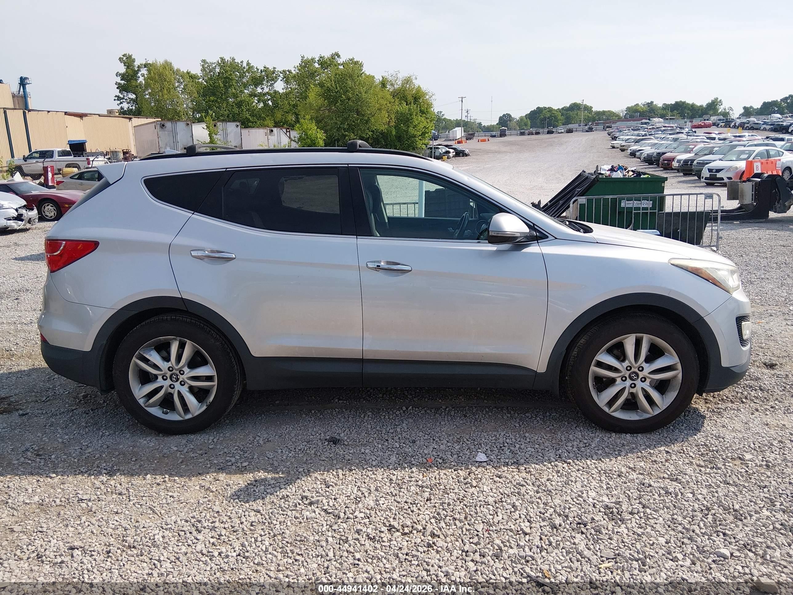 2013 Hyundai Santa Fe Sport 2.0t Silver vin: 5XYZU3LA9DG072817