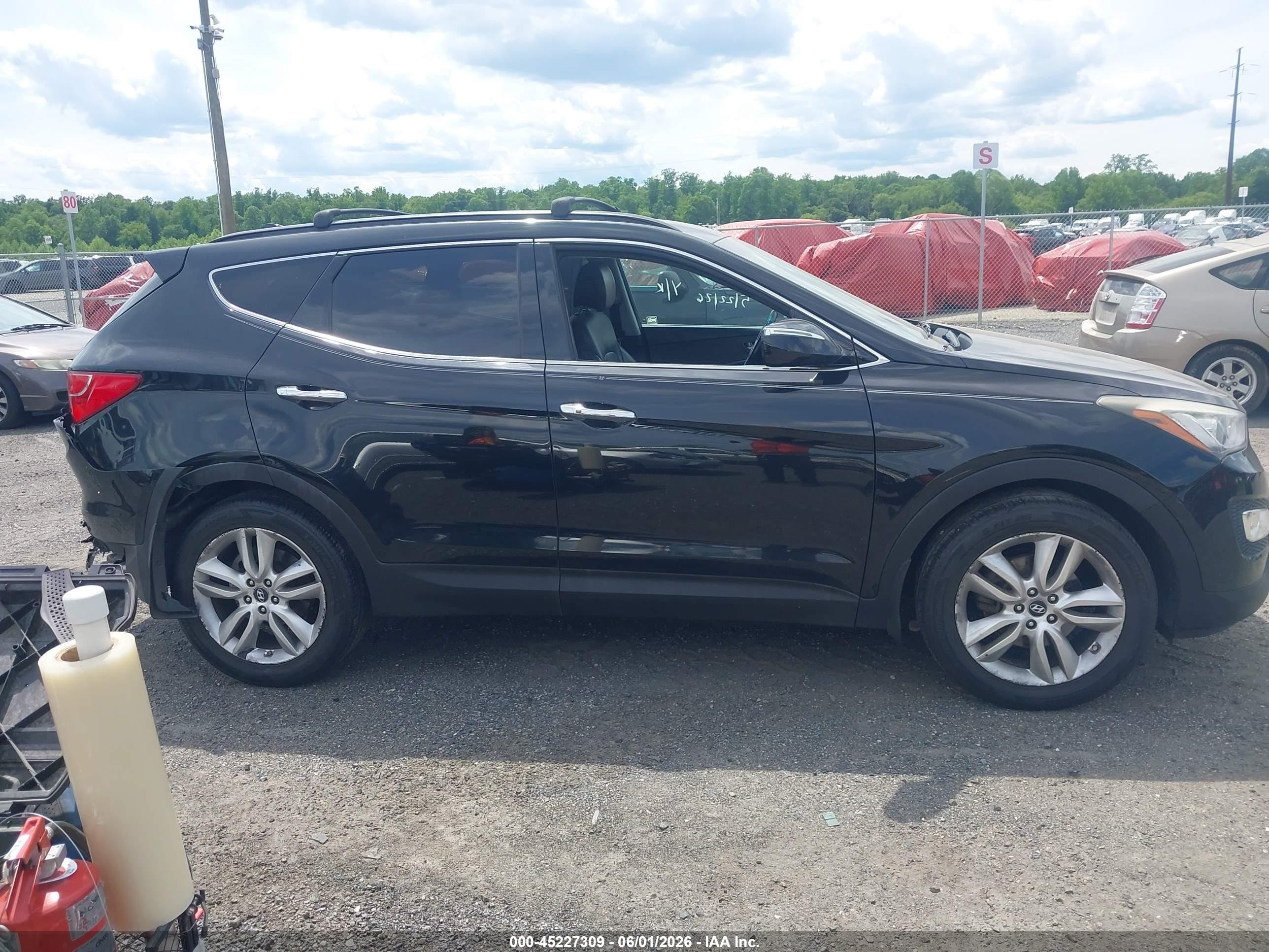 2013 Hyundai Santa Fe Sport 2.0t Black vin: 5XYZU3LA9DG099662