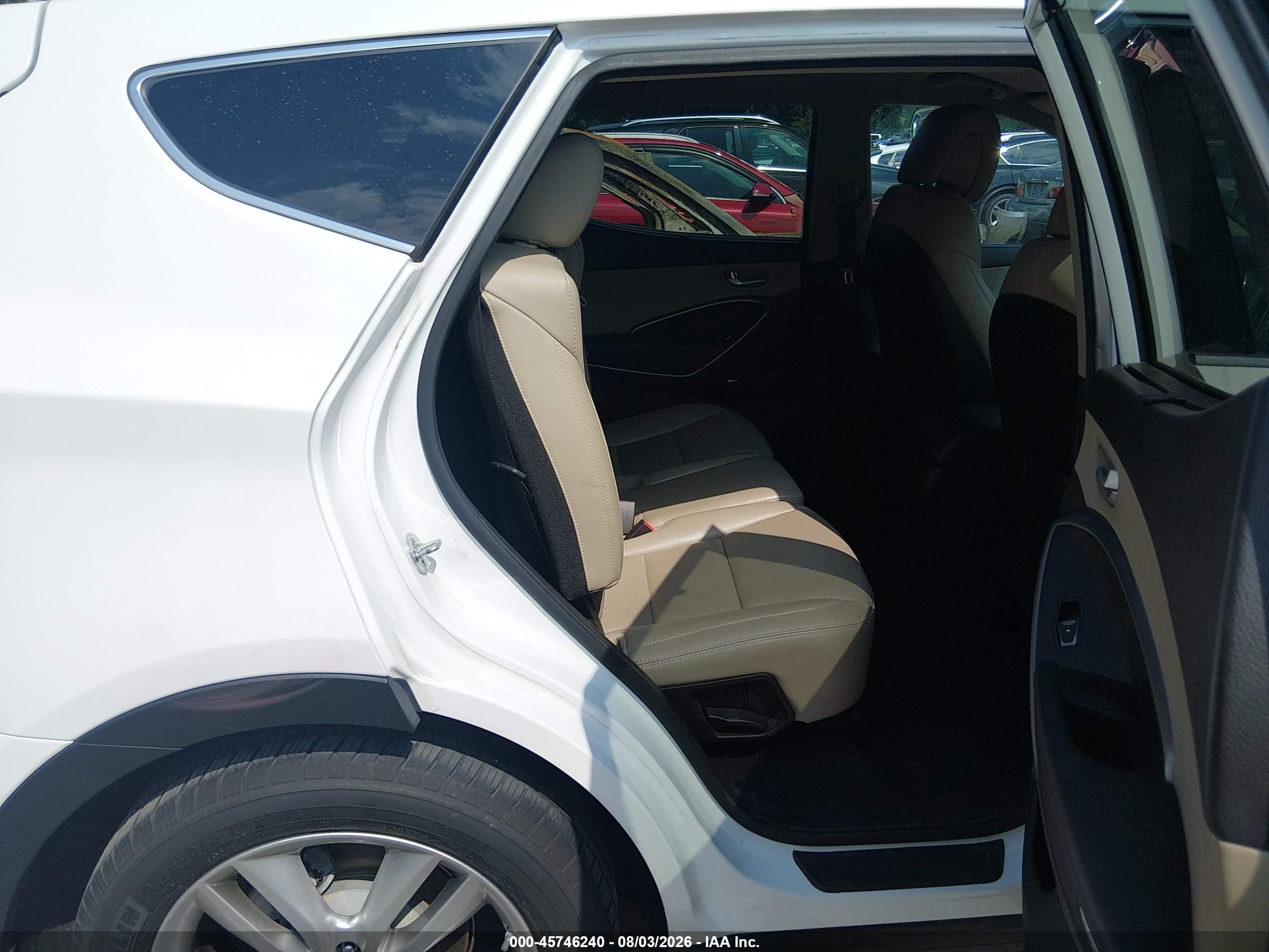 2014 Hyundai Santa Fe Sport 2.0l Turbo White vin: 5XYZU3LA9EG216870