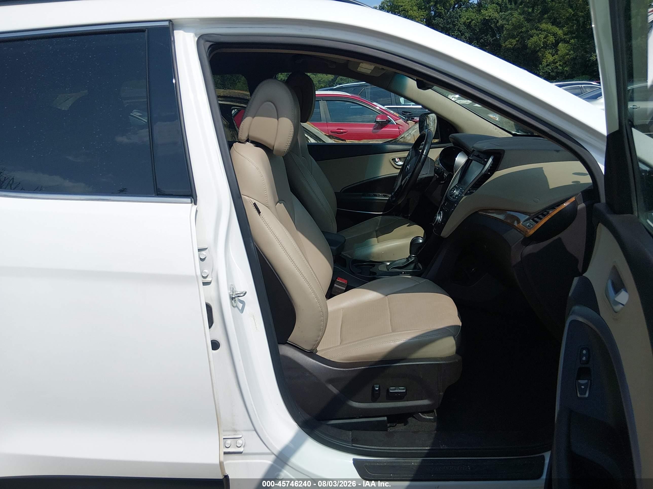 2014 Hyundai Santa Fe Sport 2.0l Turbo White vin: 5XYZU3LA9EG216870