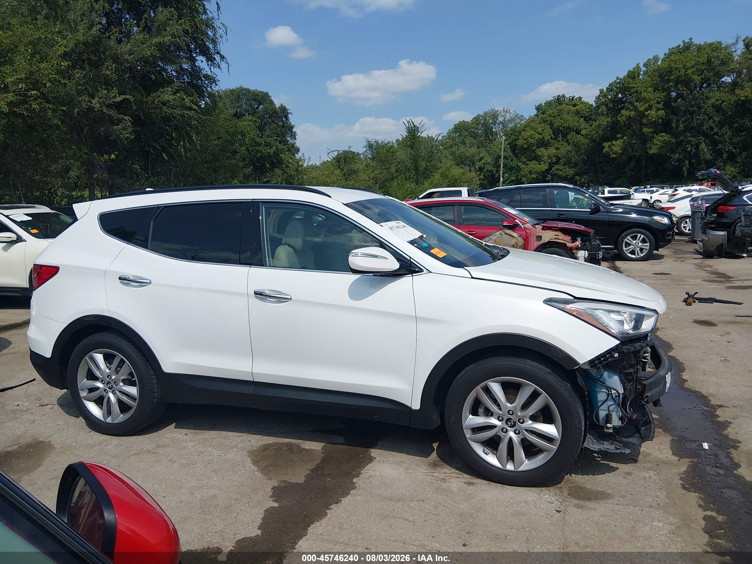 2014 Hyundai Santa Fe Sport 2.0l Turbo White vin: 5XYZU3LA9EG216870