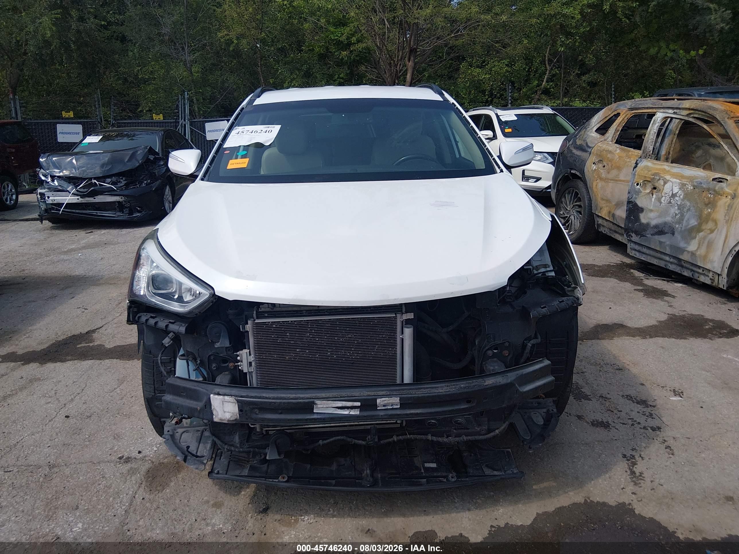 2014 Hyundai Santa Fe Sport 2.0l Turbo White vin: 5XYZU3LA9EG216870