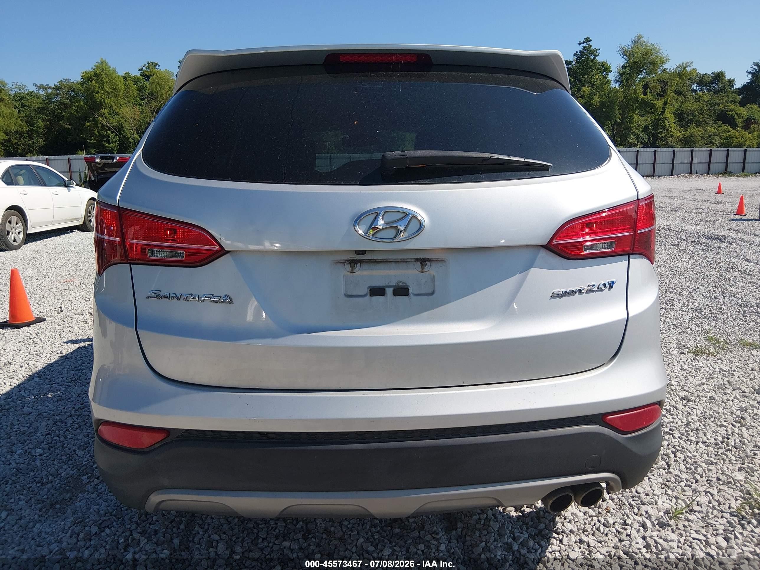 2013 Hyundai Santa Fe Sport 2.0t Silver vin: 5XYZU3LAXDG043195