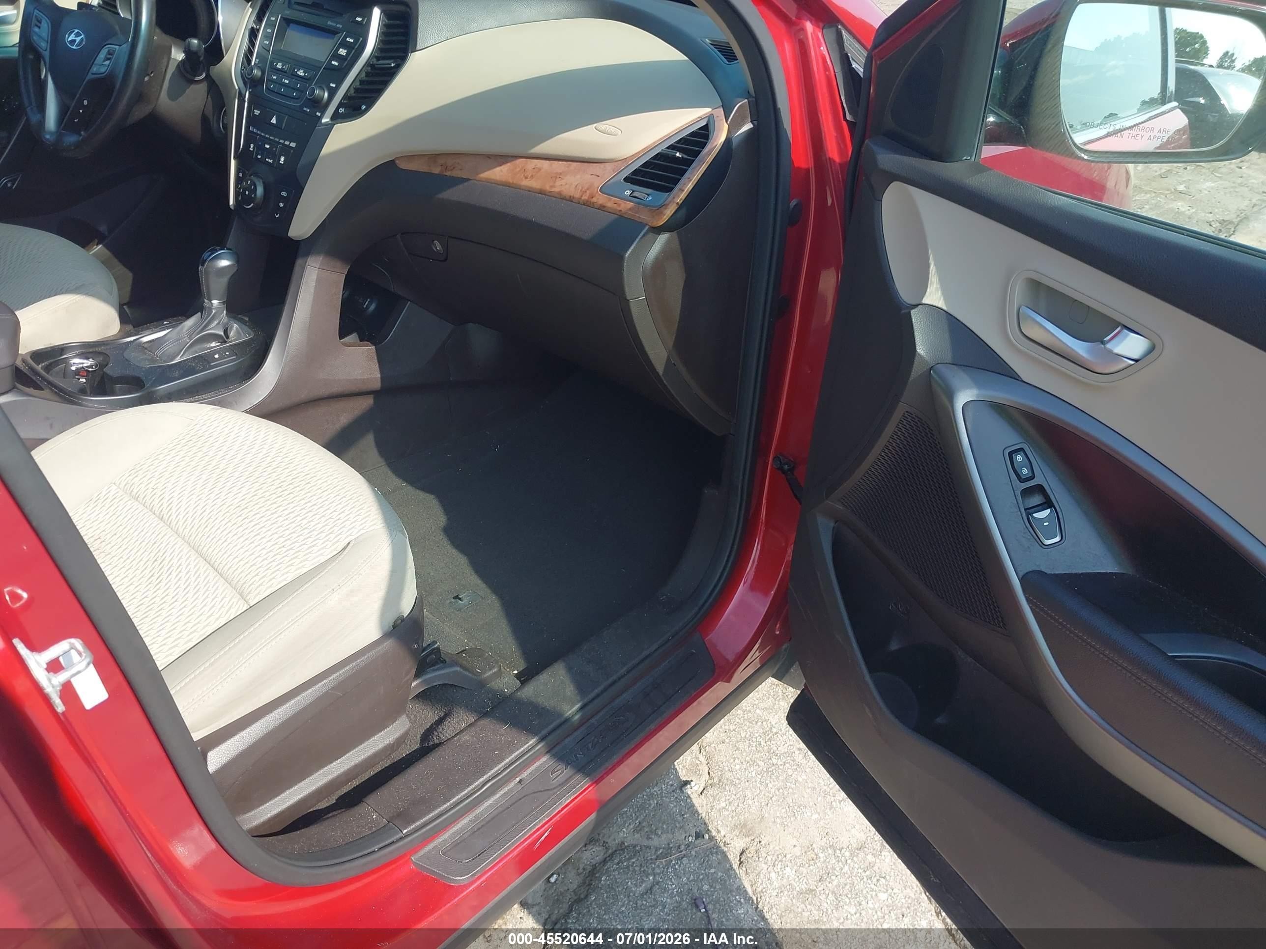 2013 Hyundai Santa Fe Sport 2.0t Red vin: 5XYZU3LAXDG090002