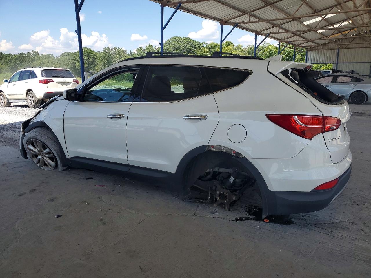 2013 Hyundai Santa Fe Sport 2.0t White vin: 5XYZU3LAXDG095135