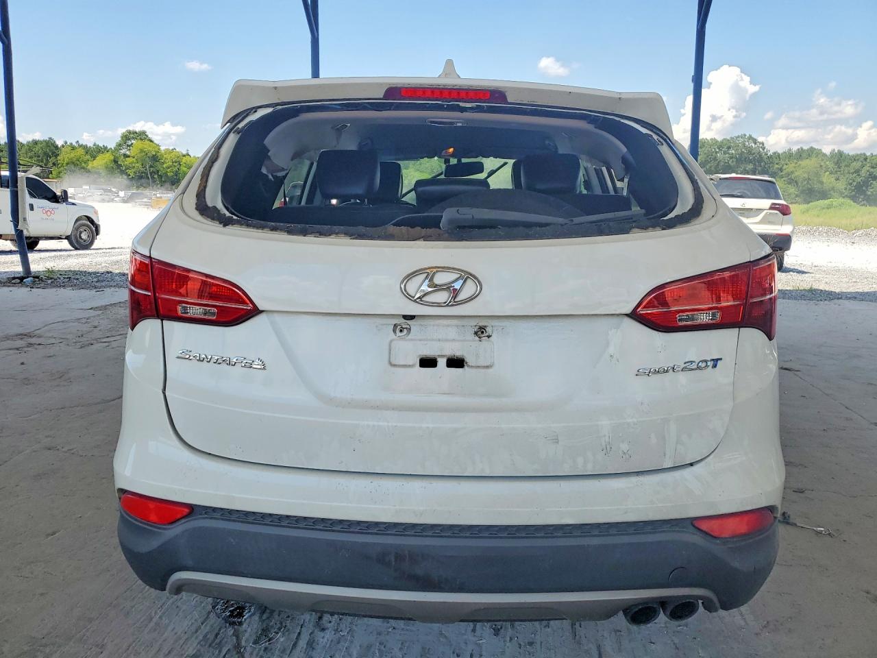 2013 Hyundai Santa Fe Sport 2.0t White vin: 5XYZU3LAXDG095135