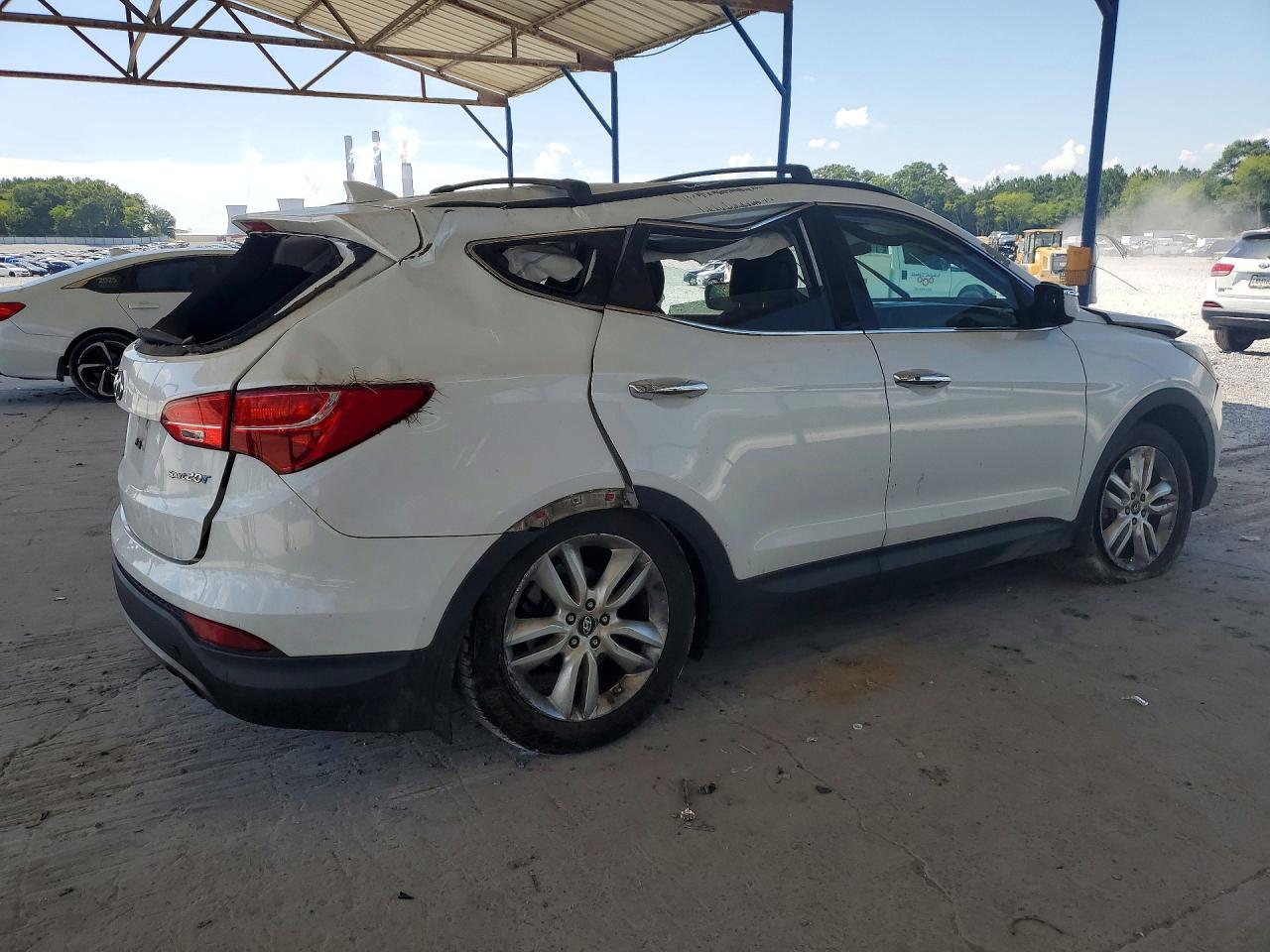 2013 Hyundai Santa Fe Sport 2.0t White vin: 5XYZU3LAXDG095135